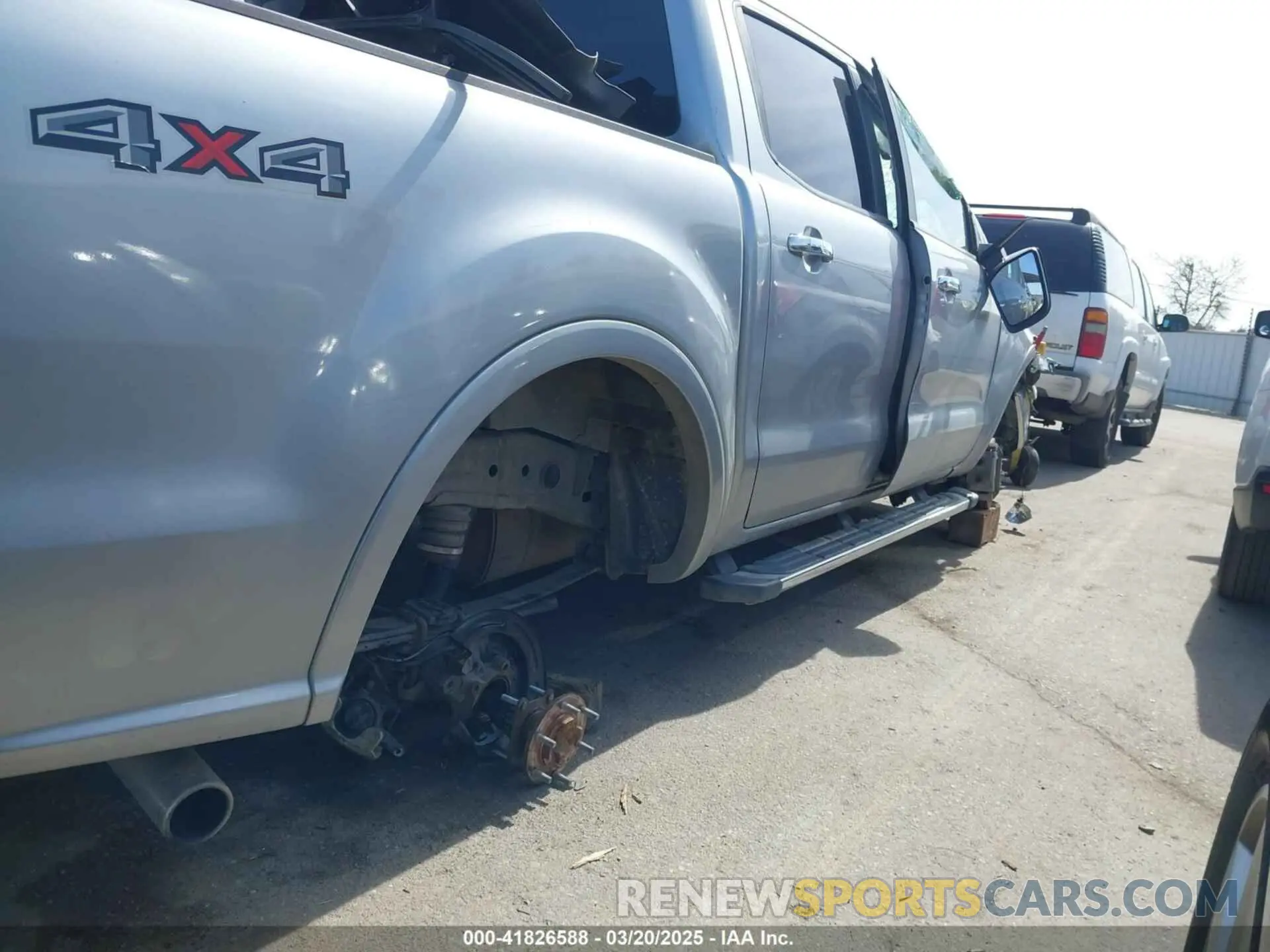 13 Photograph of a damaged car 1FTER4FH3LLA69042 FORD RANGER 2020