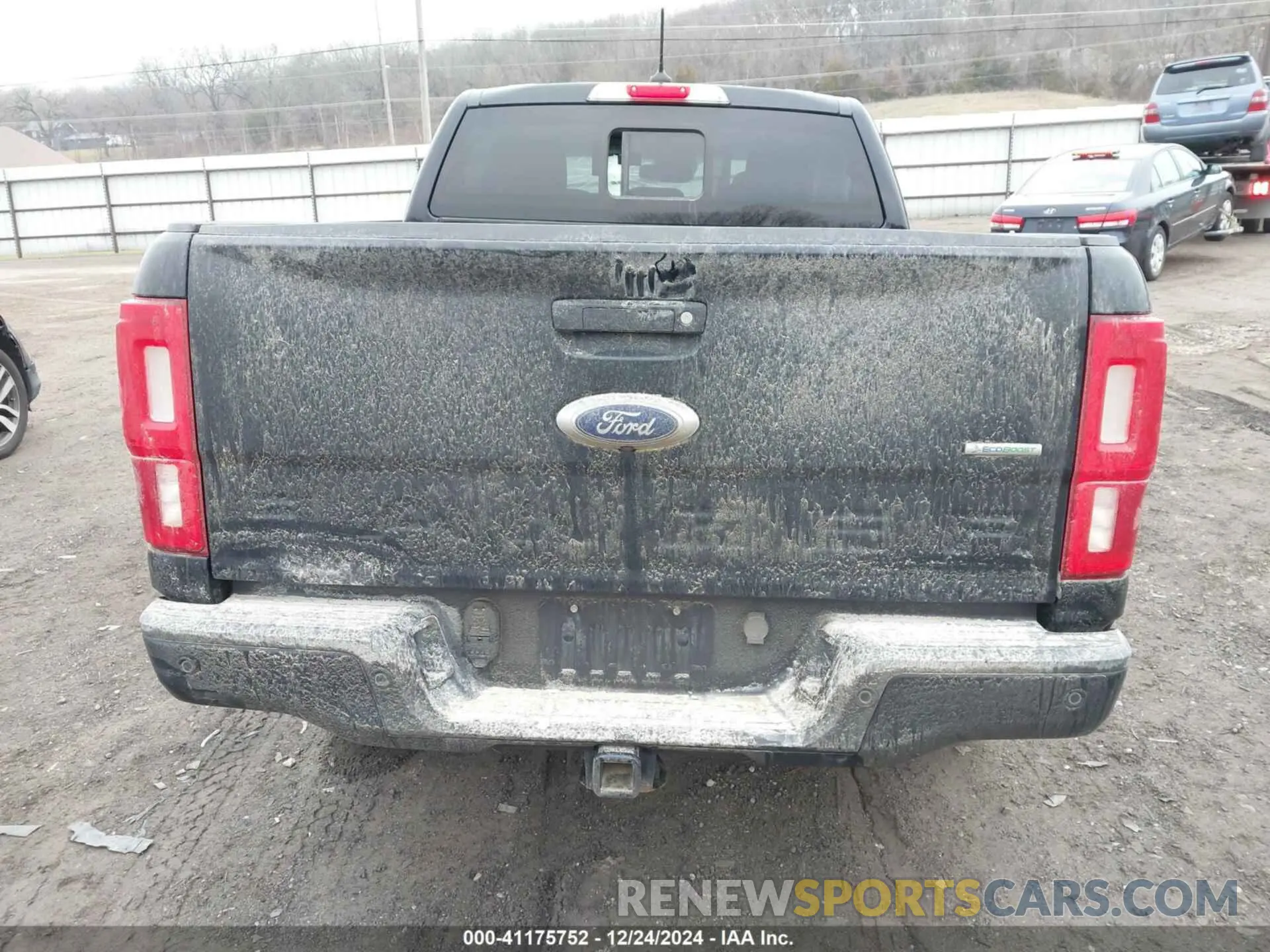 17 Photograph of a damaged car 1FTER4FHXLLA22770 FORD RANGER 2020