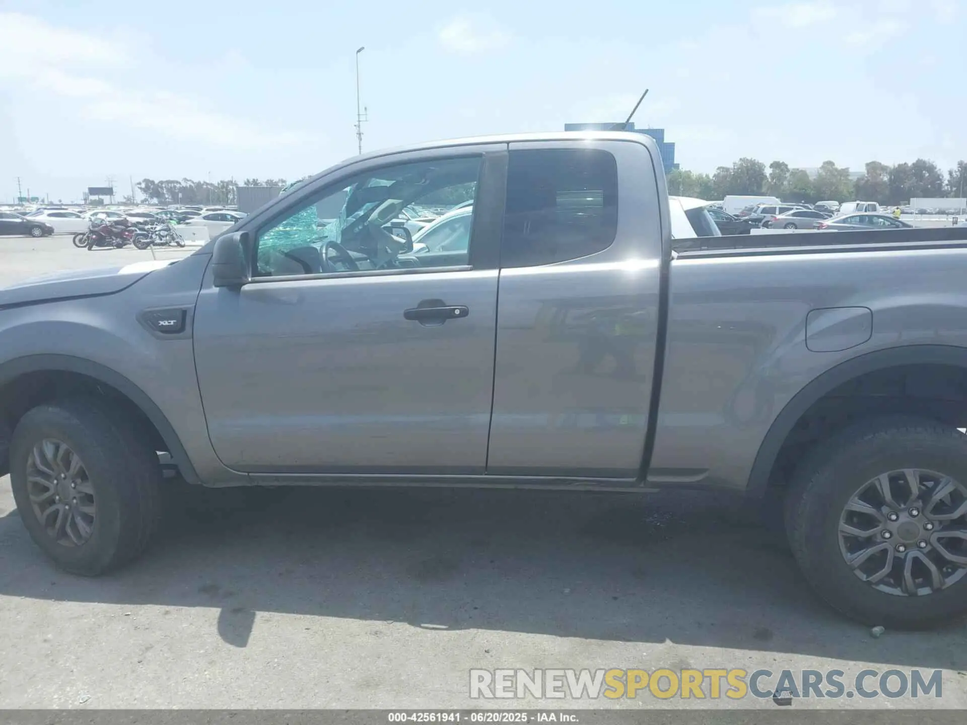 15 Photograph of a damaged car 1FTER1EH4MLD10396 FORD RANGER 2021