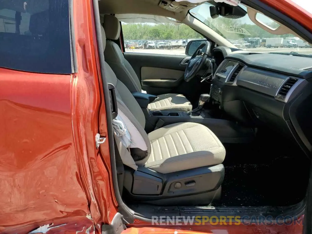 10 Photograph of a damaged car 1FTER1FH8NLD47130 FORD RANGER 2022