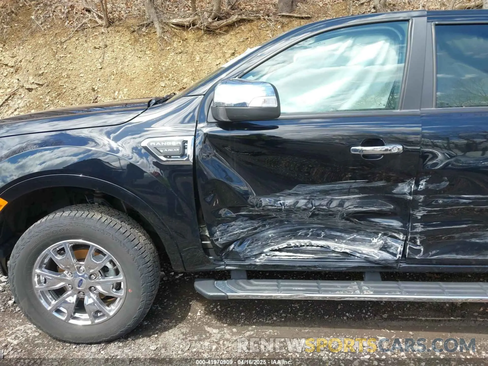 12 Photograph of a damaged car 1FTER4FH4PLE13872 FORD RANGER 2023