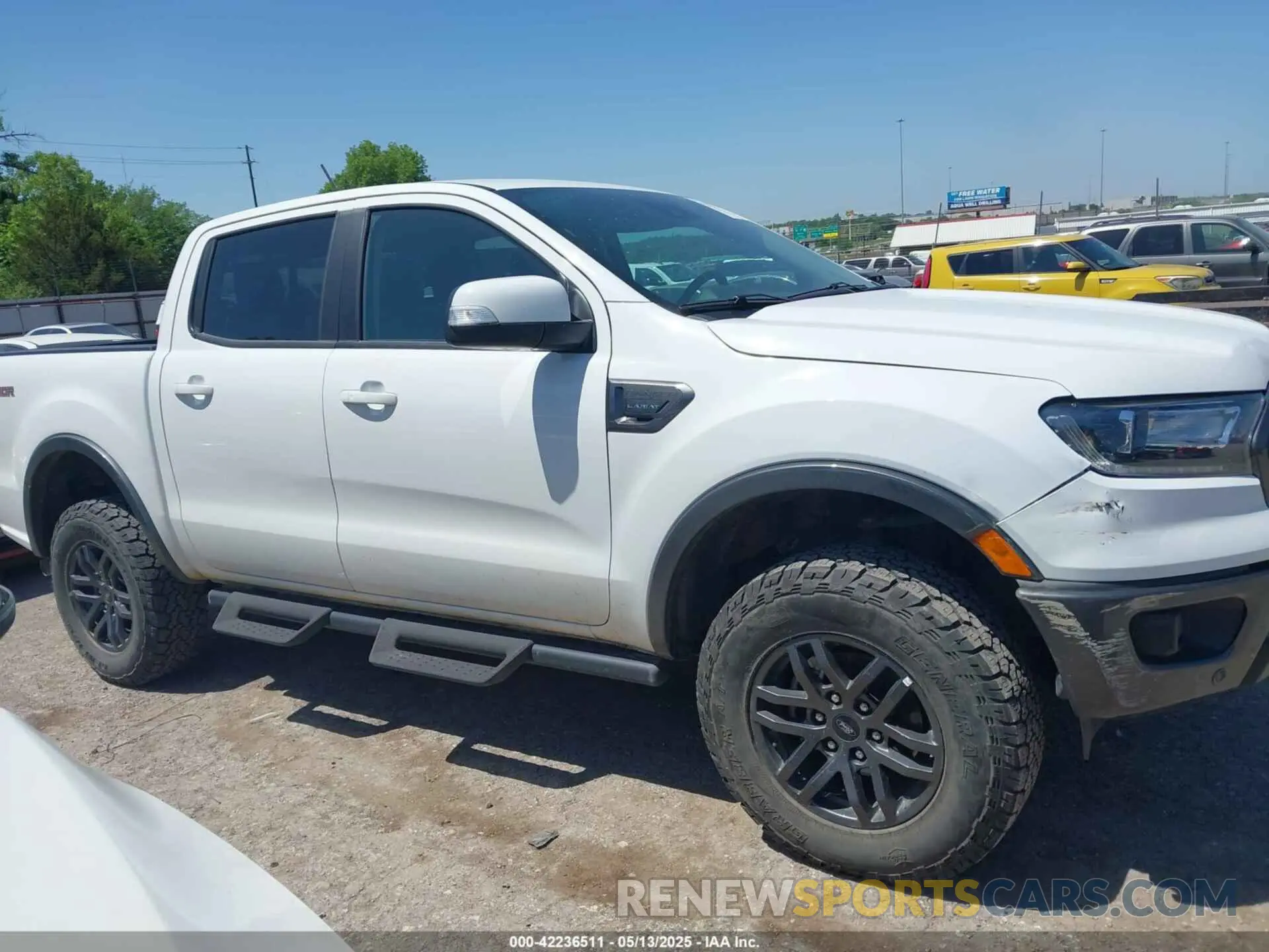 13 Photograph of a damaged car 1FTER4FH6PLE27336 FORD RANGER 2023