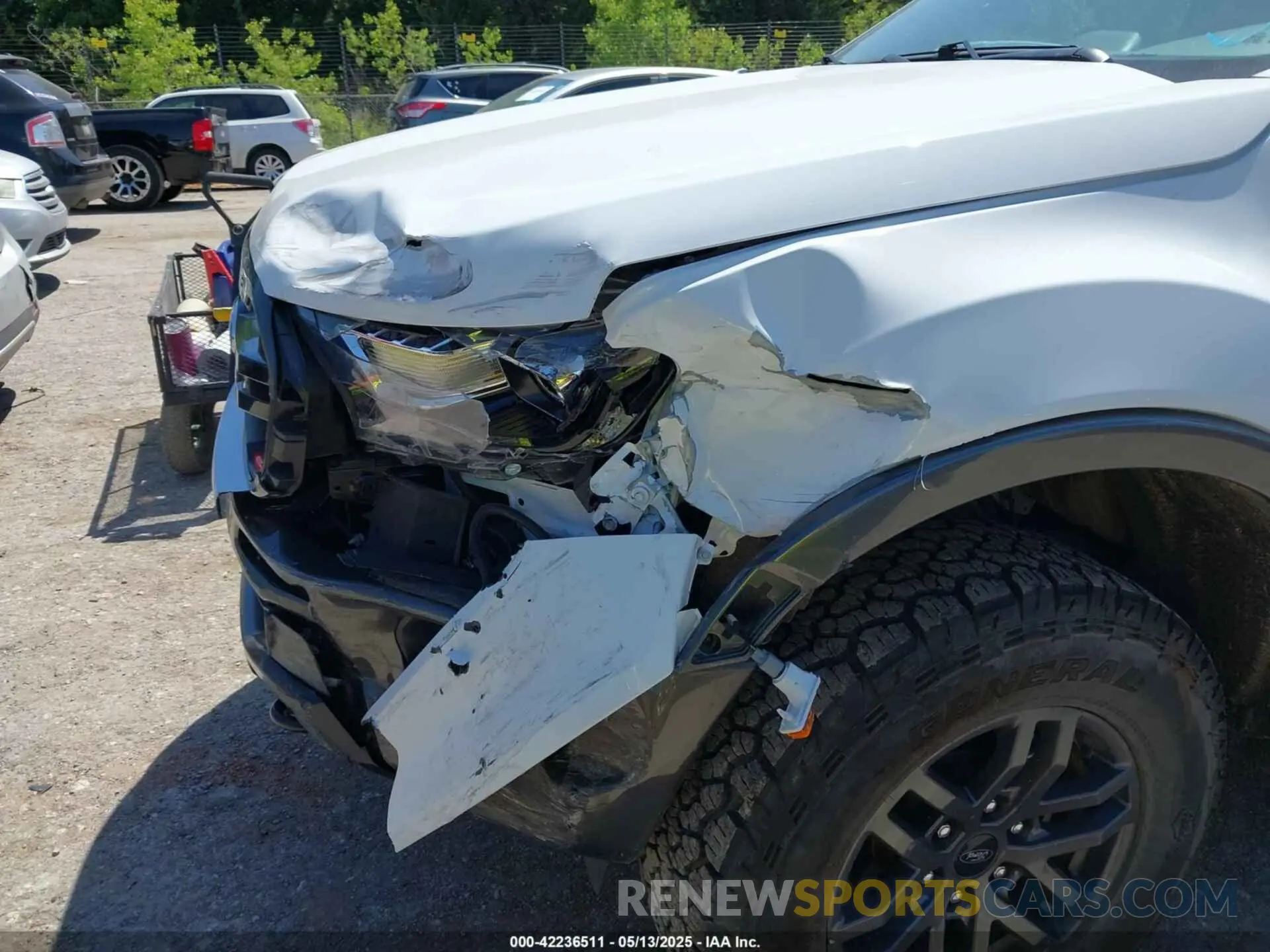 18 Photograph of a damaged car 1FTER4FH6PLE27336 FORD RANGER 2023