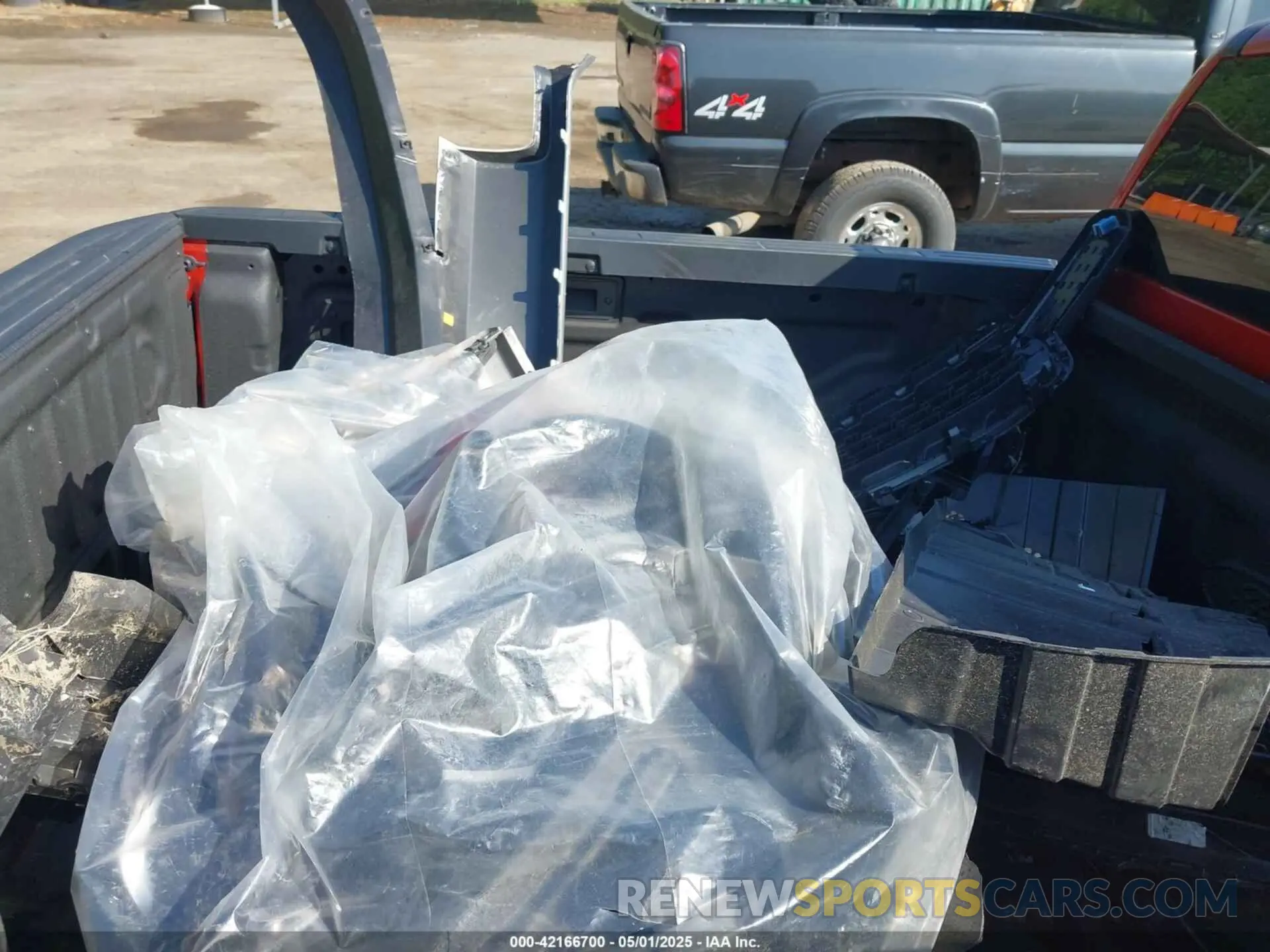 12 Фотография поврежденного автомобиля 1FTER4HH3RLE33305 FORD RANGER 2024