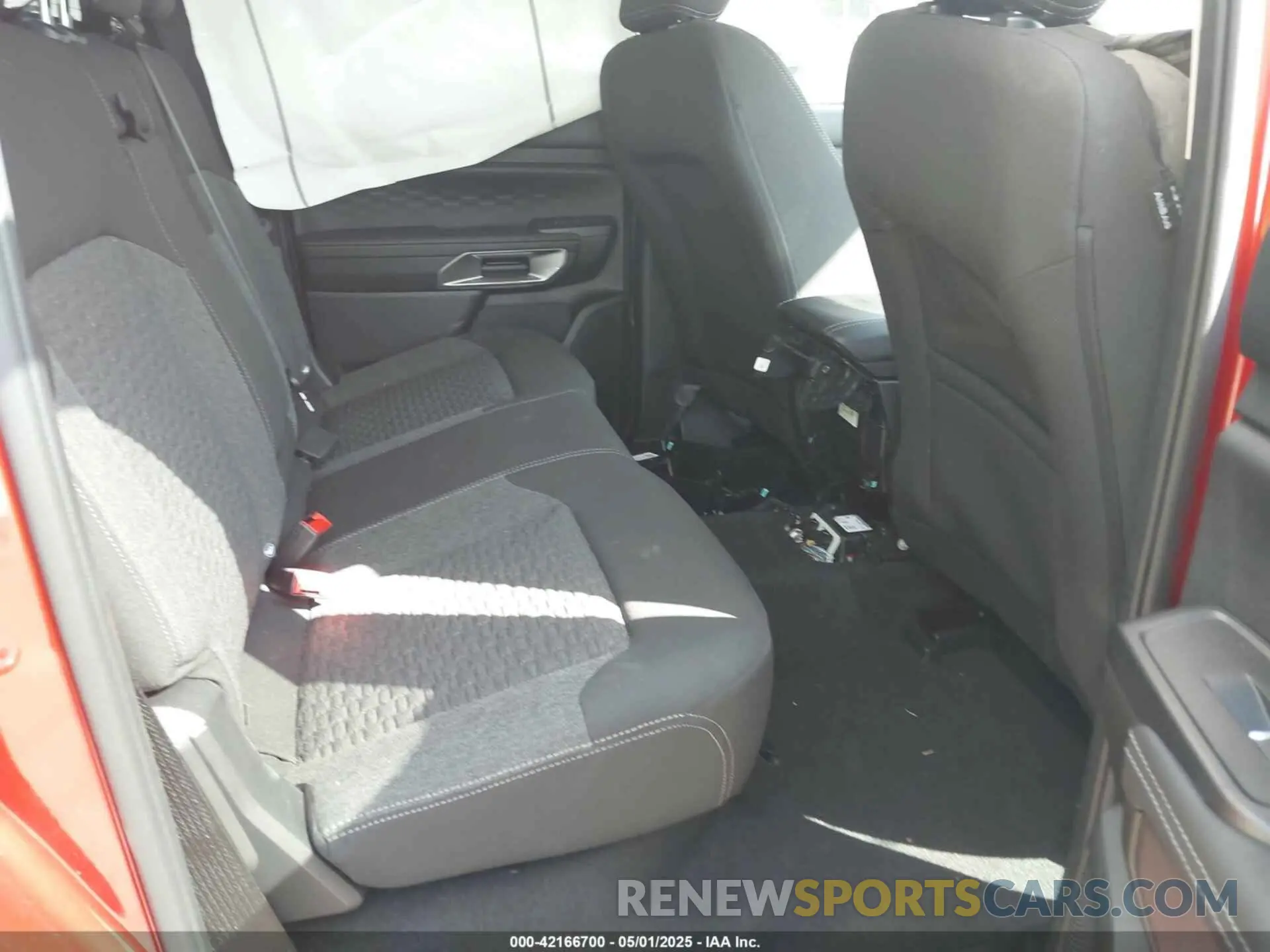 8 Фотография поврежденного автомобиля 1FTER4HH3RLE33305 FORD RANGER 2024