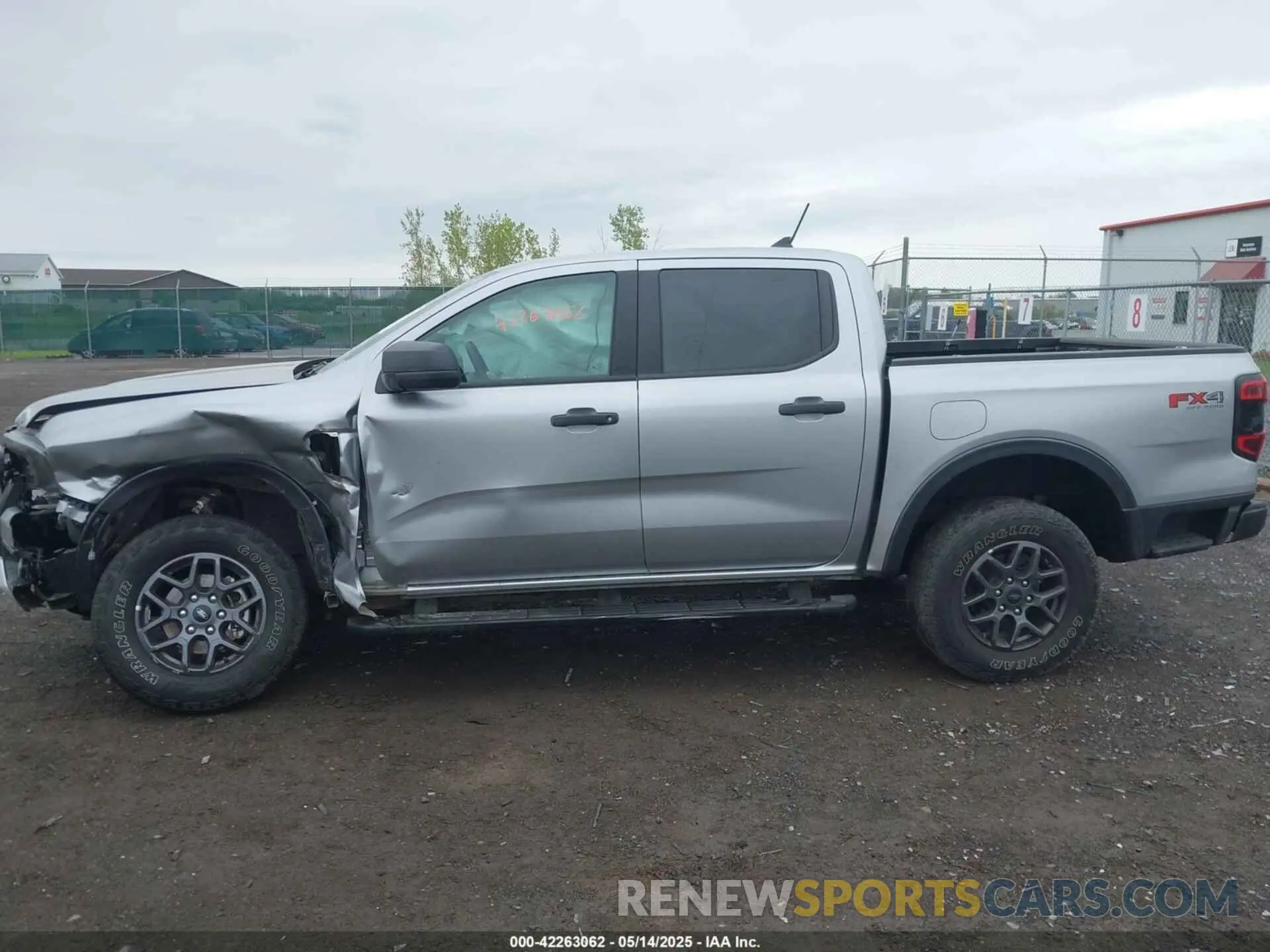 14 Photograph of a damaged car 1FTER4HH7RLE24669 FORD RANGER 2024