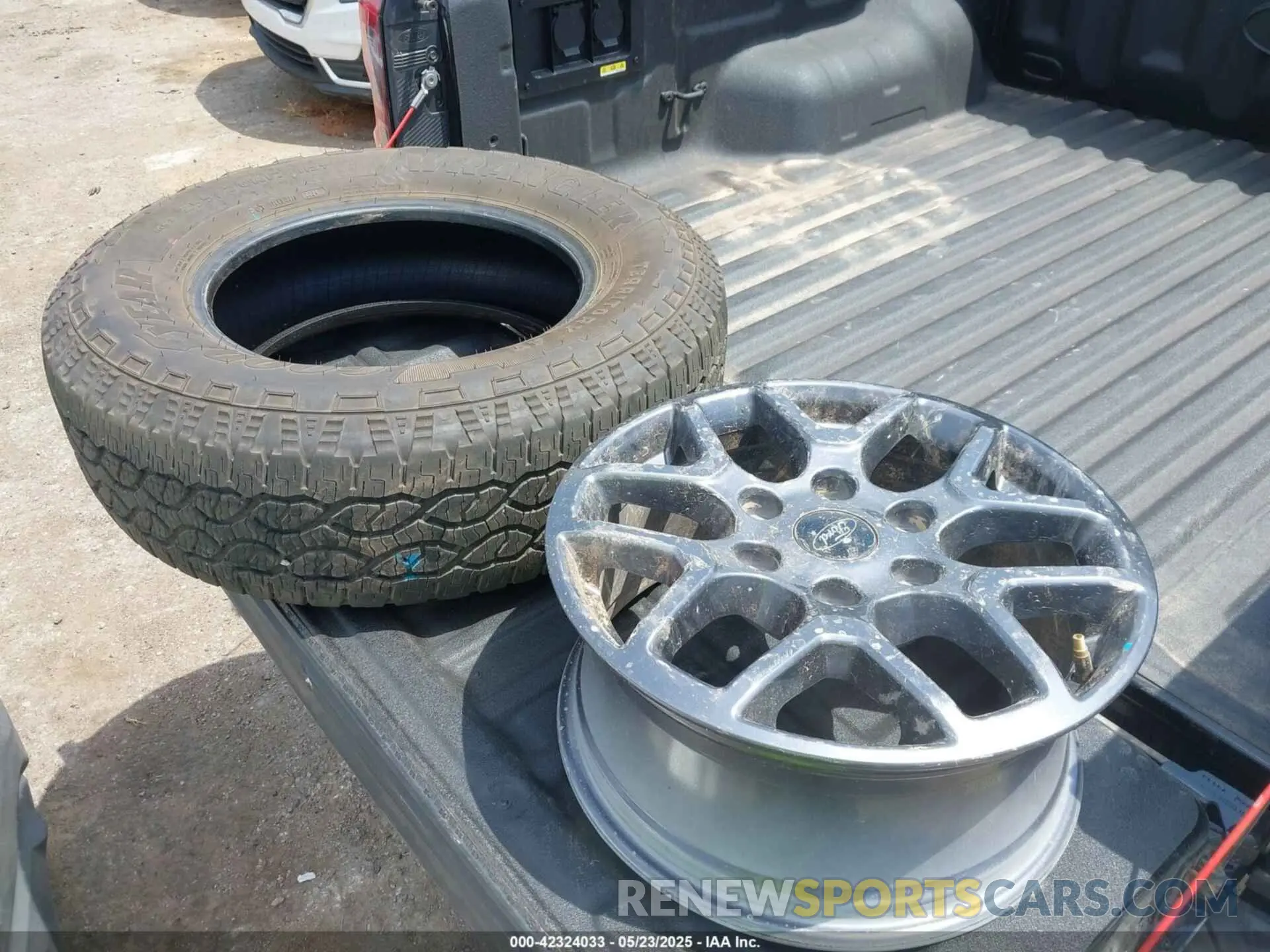 12 Фотография поврежденного автомобиля 1FTER4HH7RLE34943 FORD RANGER 2024