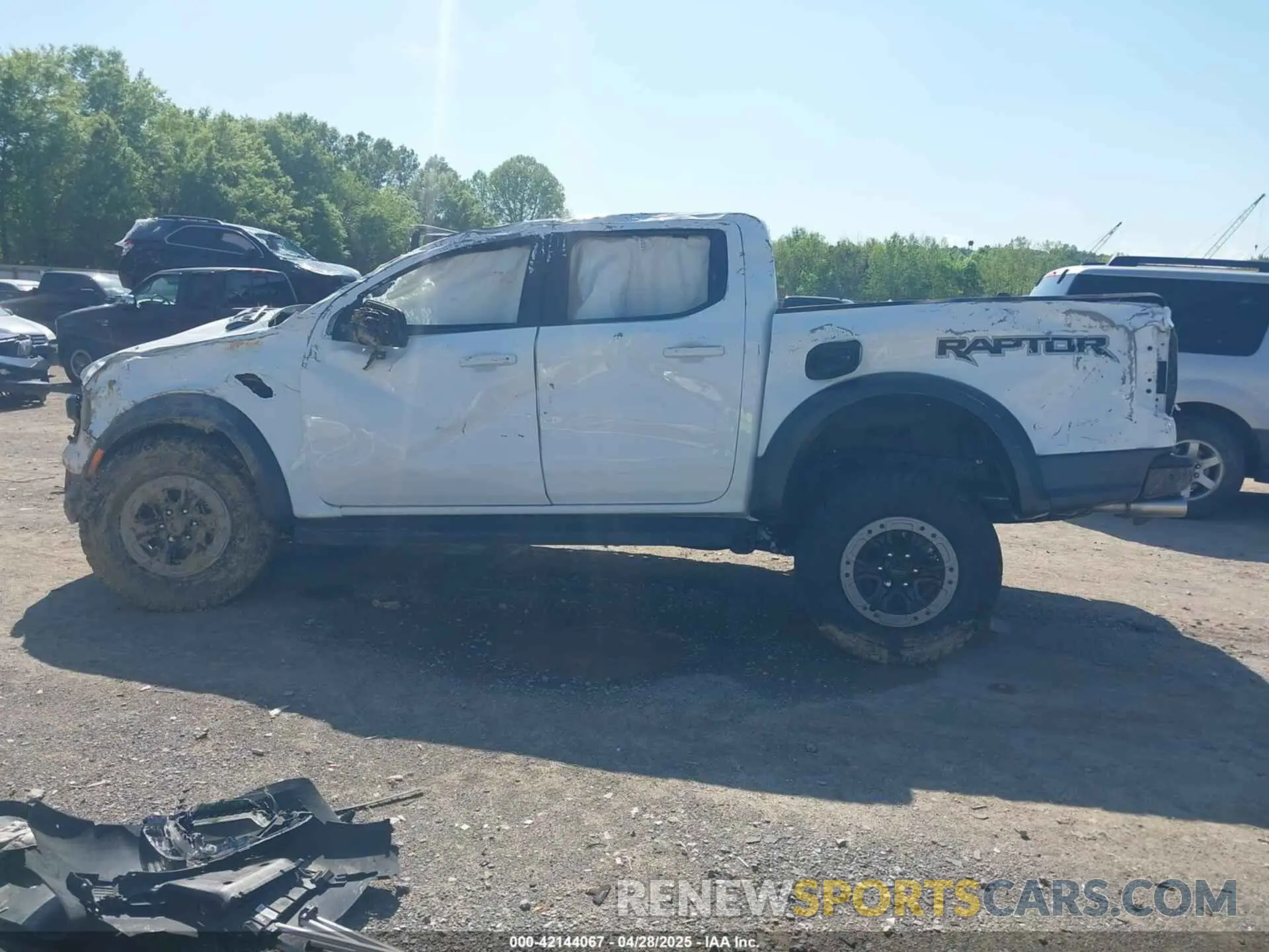 14 Photograph of a damaged car 1FTER4LR8RLE48320 FORD RANGER 2024