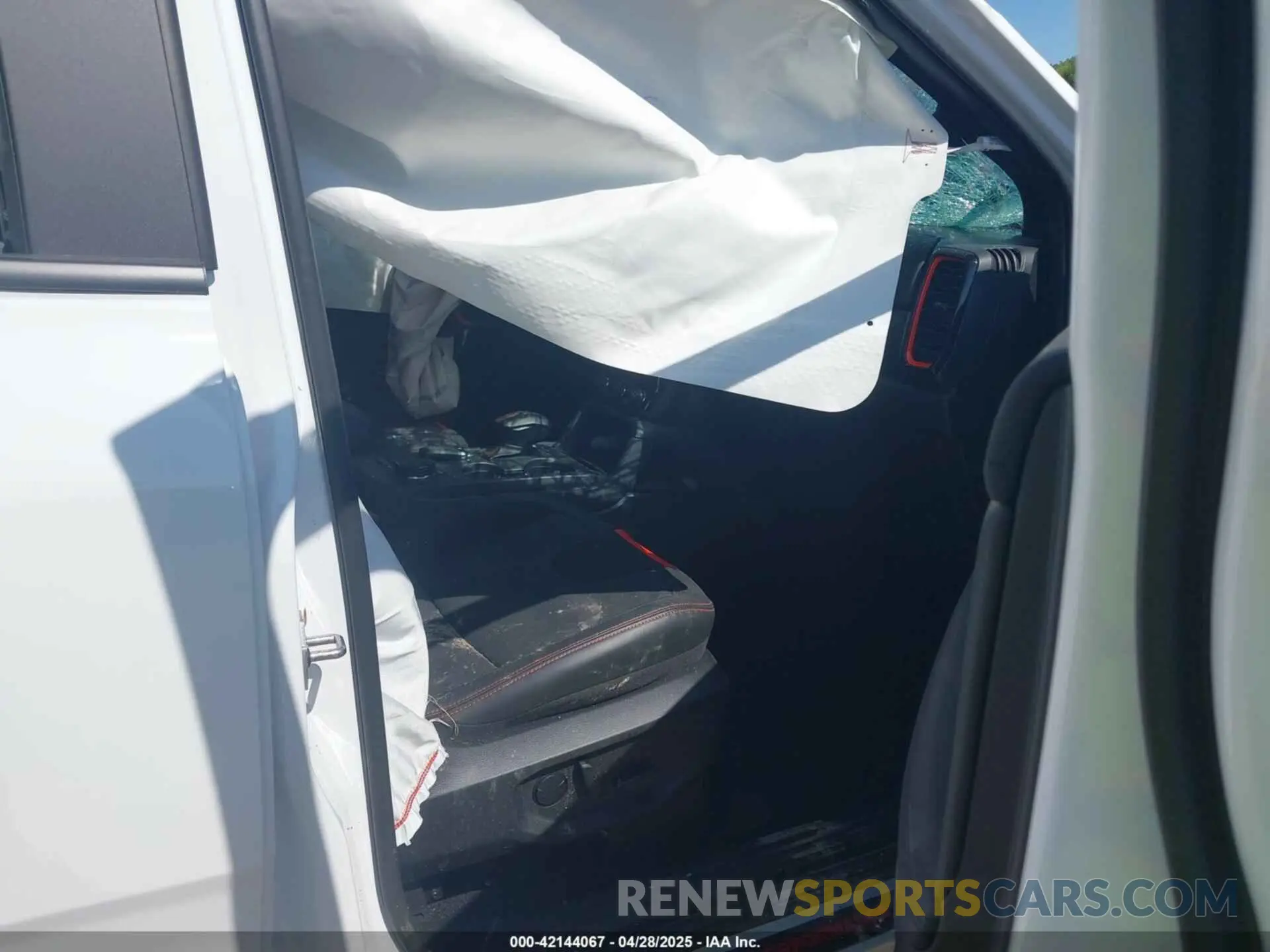 5 Photograph of a damaged car 1FTER4LR8RLE48320 FORD RANGER 2024