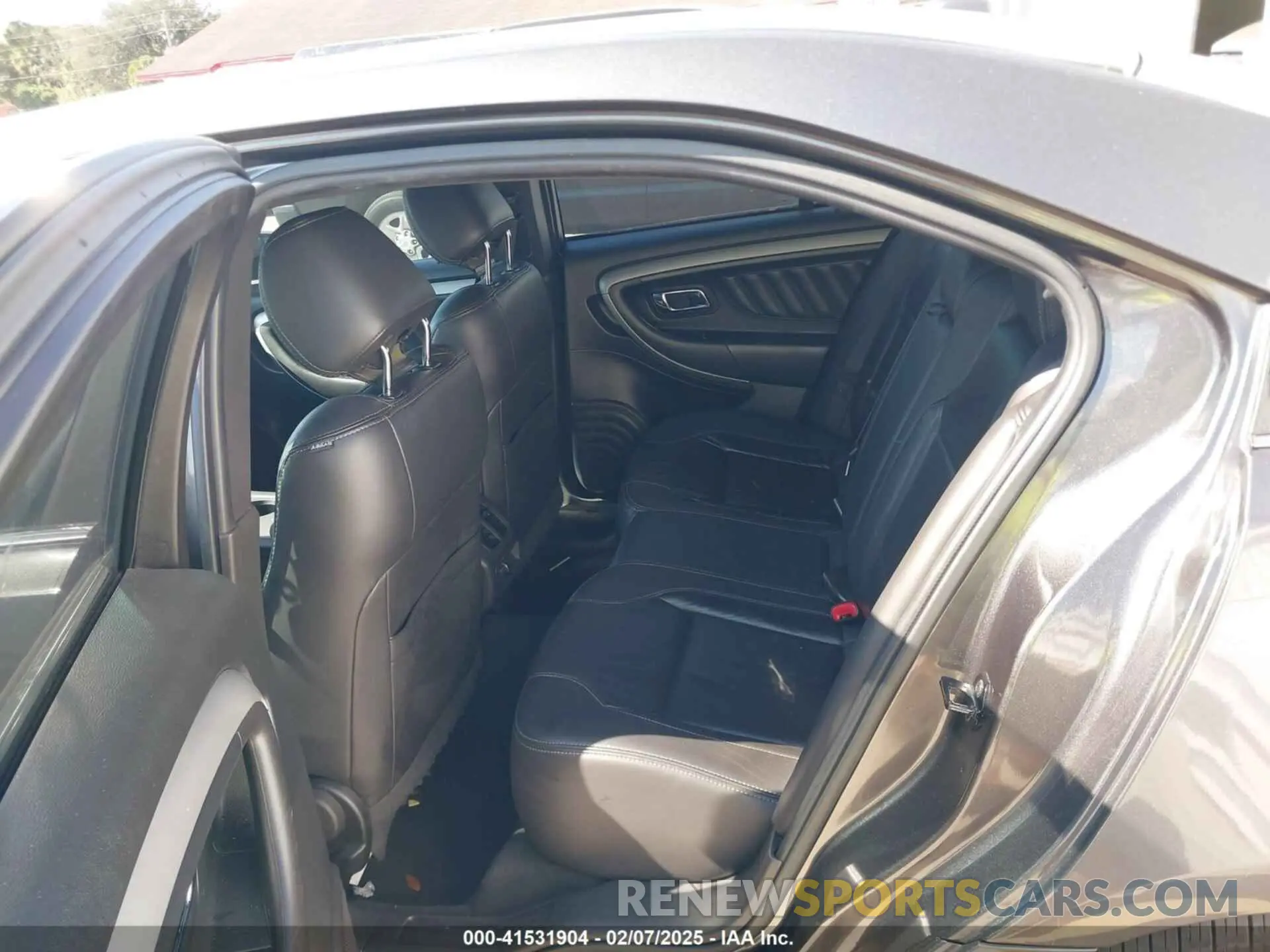 8 Photograph of a damaged car 1FAHP2E87KG110486 FORD TAURUS 2019