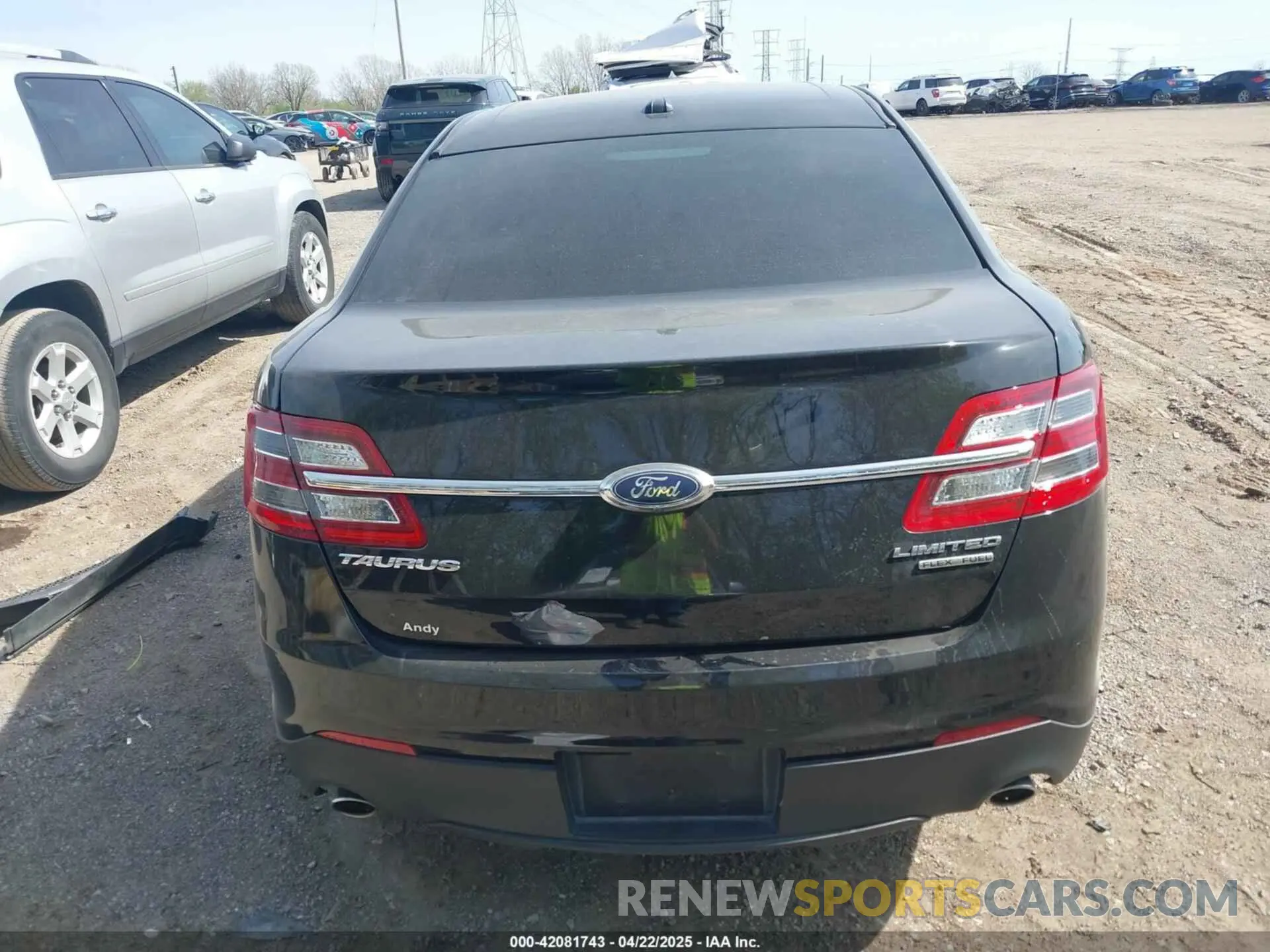 16 Photograph of a damaged car 1FAHP2F81KG109414 FORD TAURUS 2019
