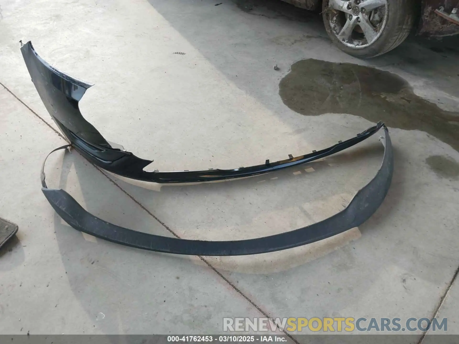12 Photograph of a damaged car 1FAHP2F81KG110790 FORD TAURUS 2019