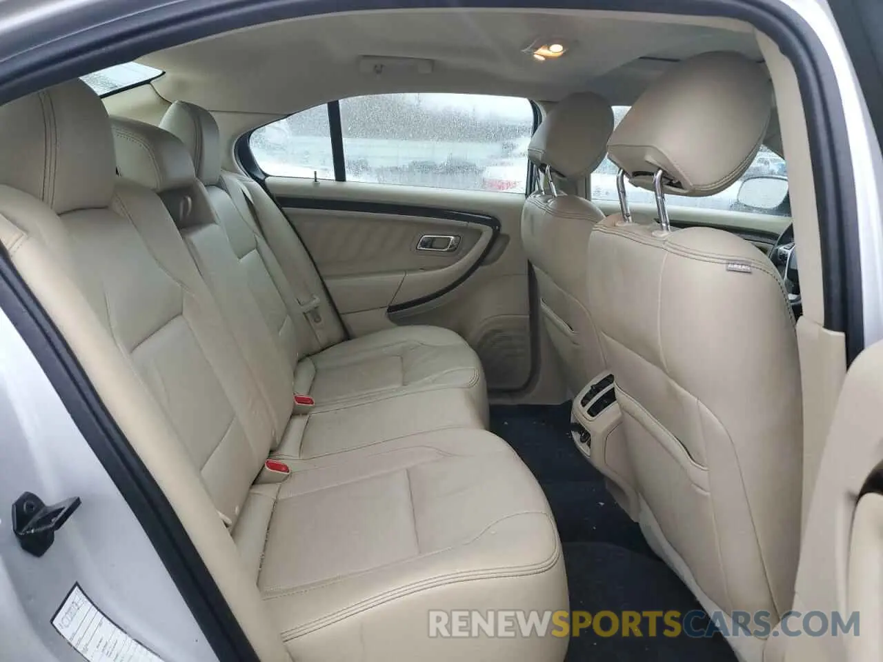 10 Photograph of a damaged car 1FAHP2F81KG111213 FORD TAURUS 2019