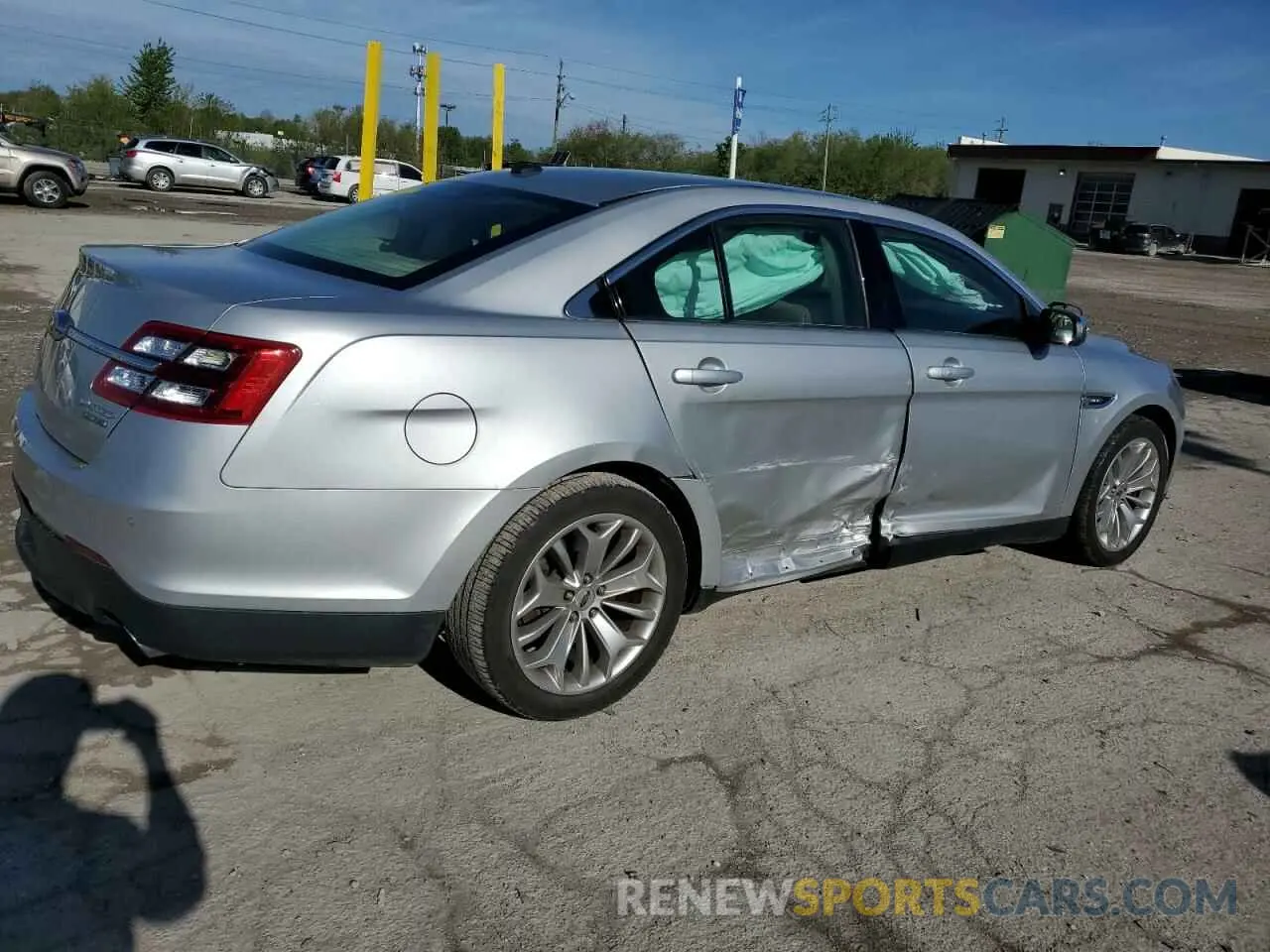 3 Photograph of a damaged car 1FAHP2F8XKG109329 FORD TAURUS 2019
