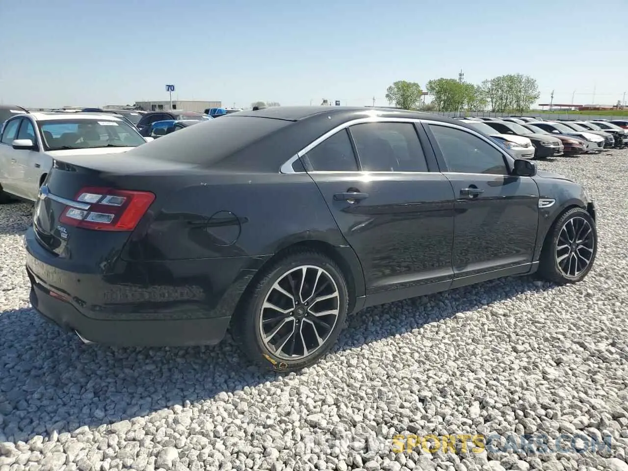 3 Photograph of a damaged car 1FAHP2H87KG114890 FORD TAURUS 2019