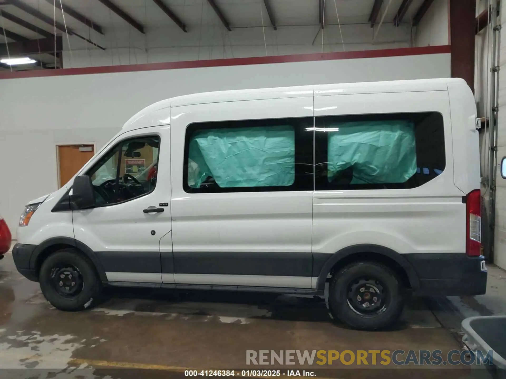 14 Фотография поврежденного автомобиля 1FMZK1CG0KKB58602 FORD TRANSIT-150 2019