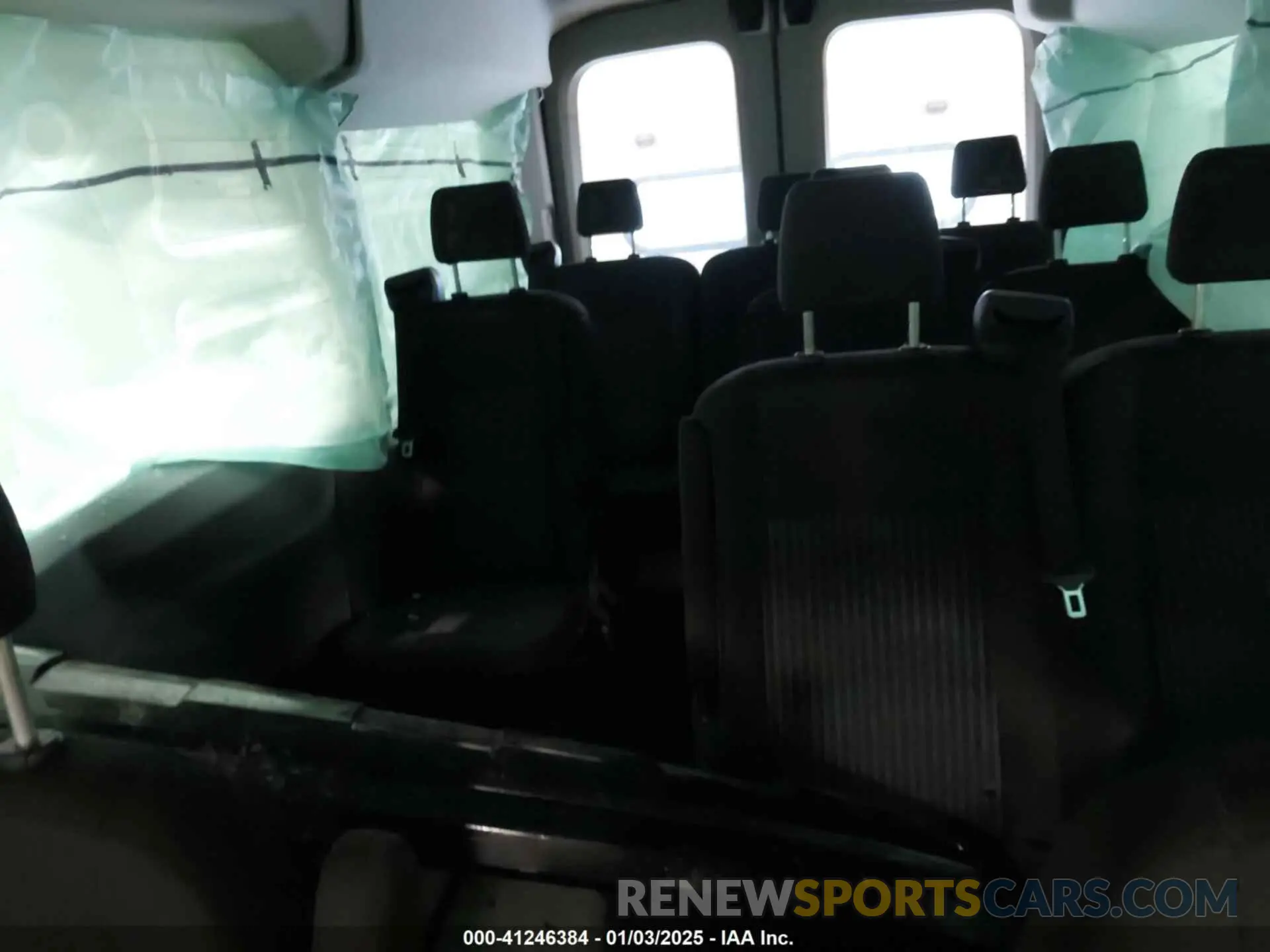 8 Фотография поврежденного автомобиля 1FMZK1CG0KKB58602 FORD TRANSIT-150 2019
