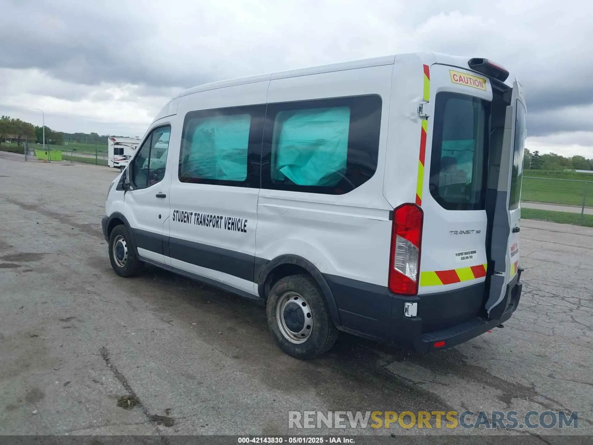 3 Фотография поврежденного автомобиля 1FMZK1CMXKKB72206 FORD TRANSIT-150 2019