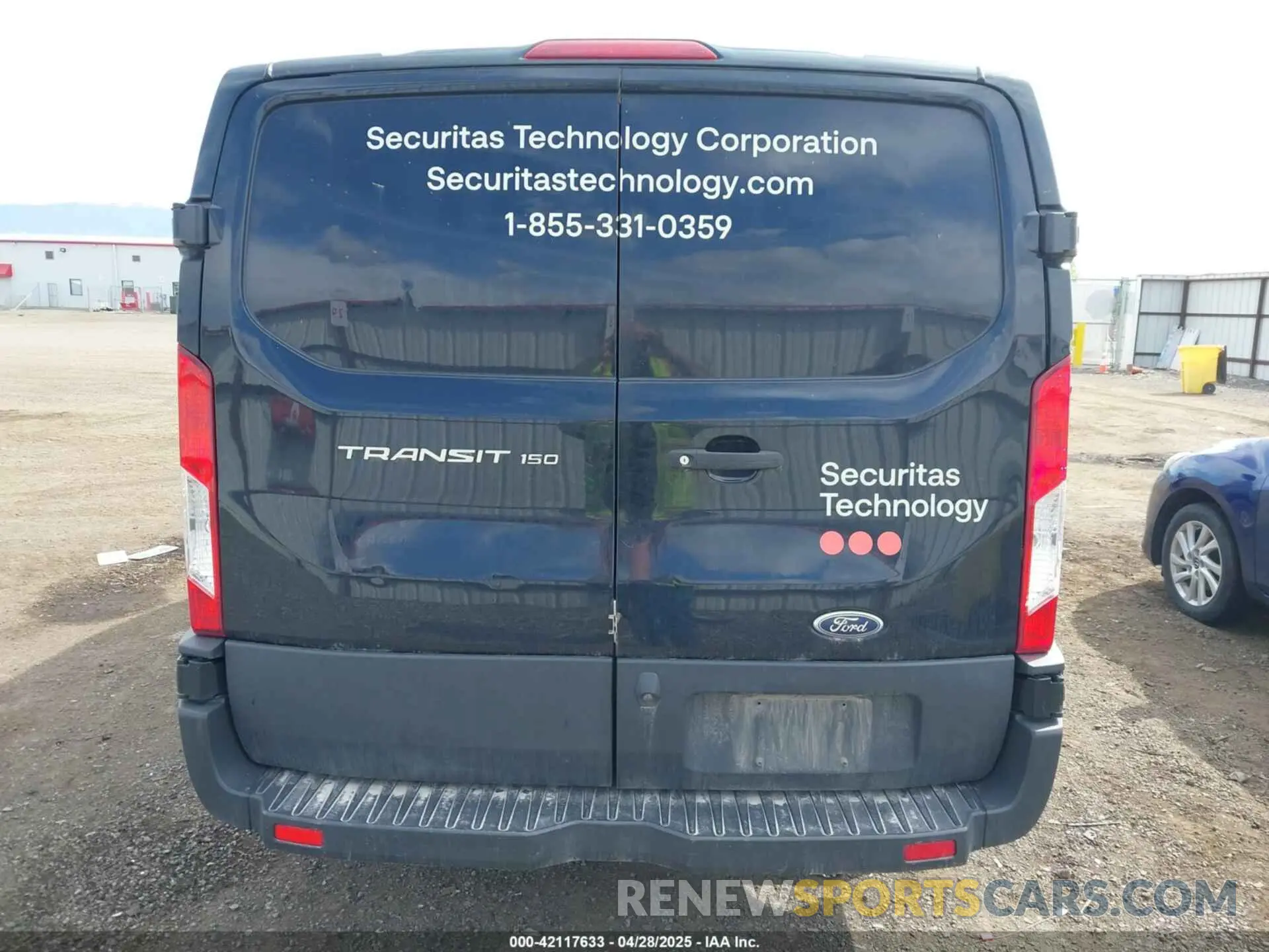 16 Photograph of a damaged car 1FTYE1YM0KKA41527 FORD TRANSIT-150 2019
