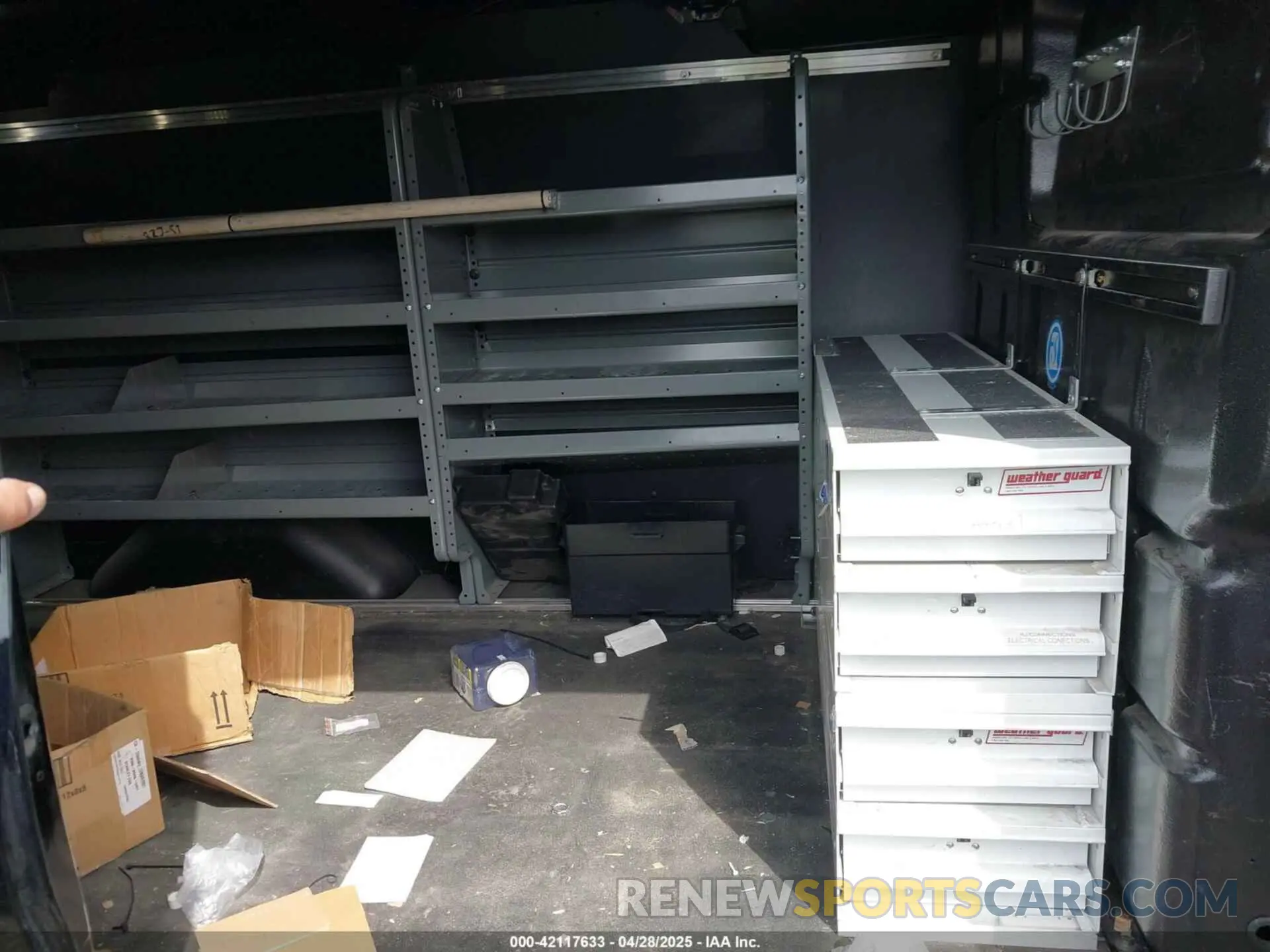 8 Photograph of a damaged car 1FTYE1YM0KKA41527 FORD TRANSIT-150 2019