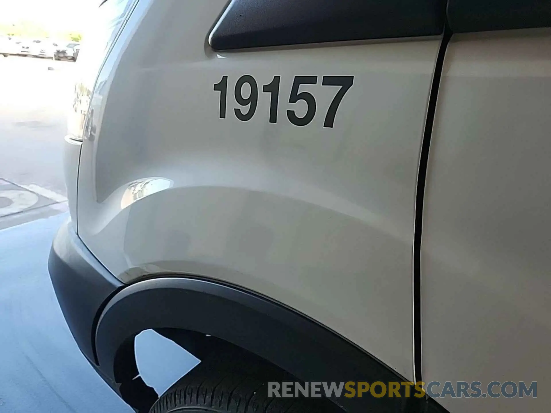 1 Photograph of a damaged car 1FTYE1YM0KKB28327 FORD TRANSIT-150 2019