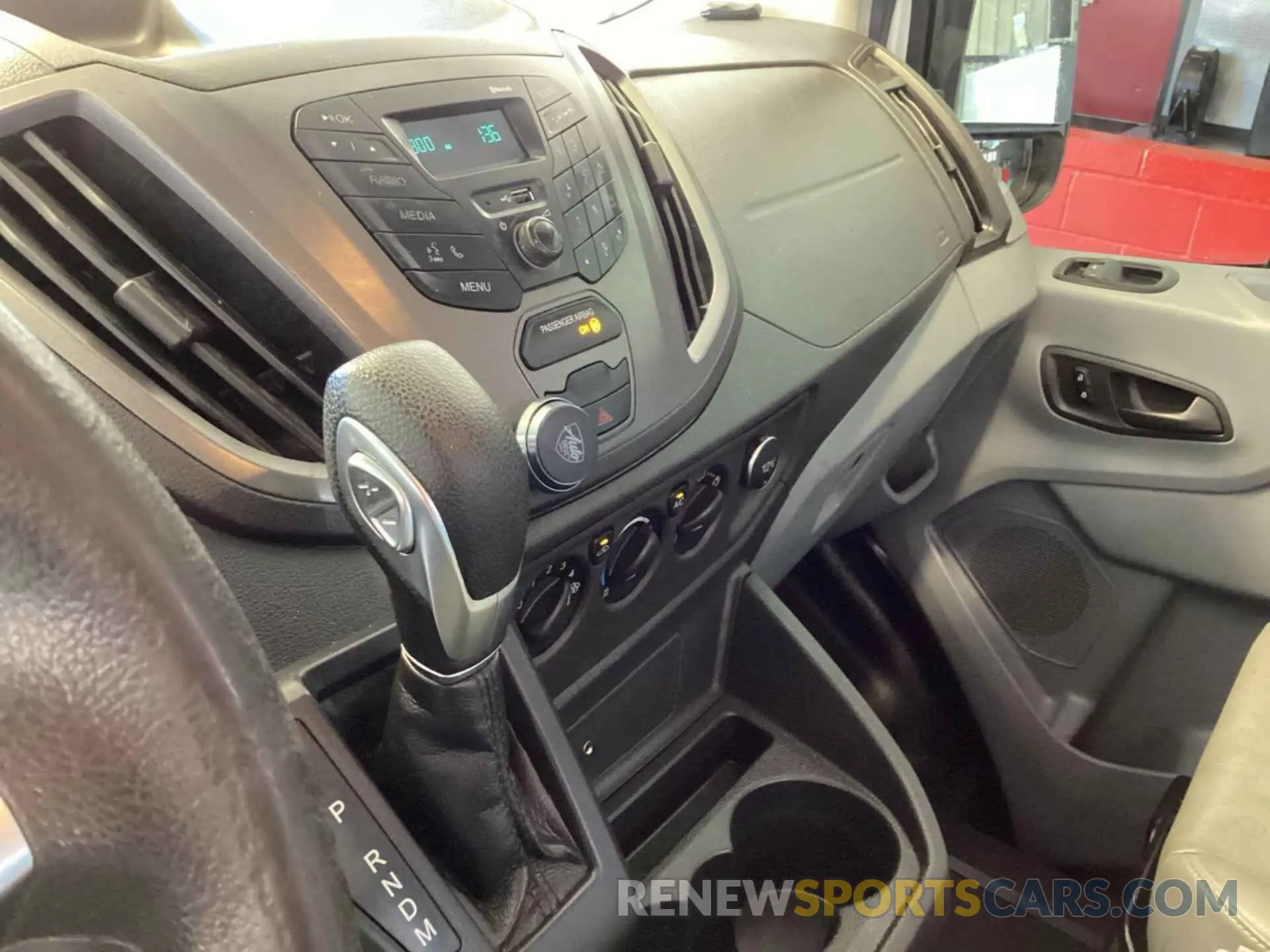 14 Photograph of a damaged car 1FTYE1YM0KKB28327 FORD TRANSIT-150 2019