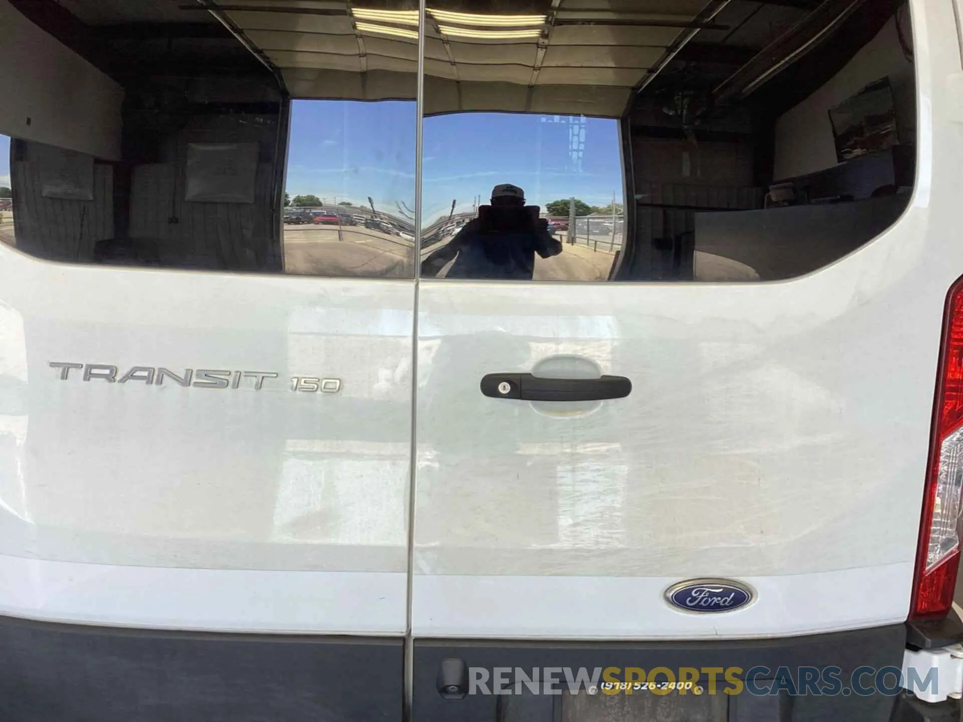 23 Photograph of a damaged car 1FTYE1YM0KKB28327 FORD TRANSIT-150 2019