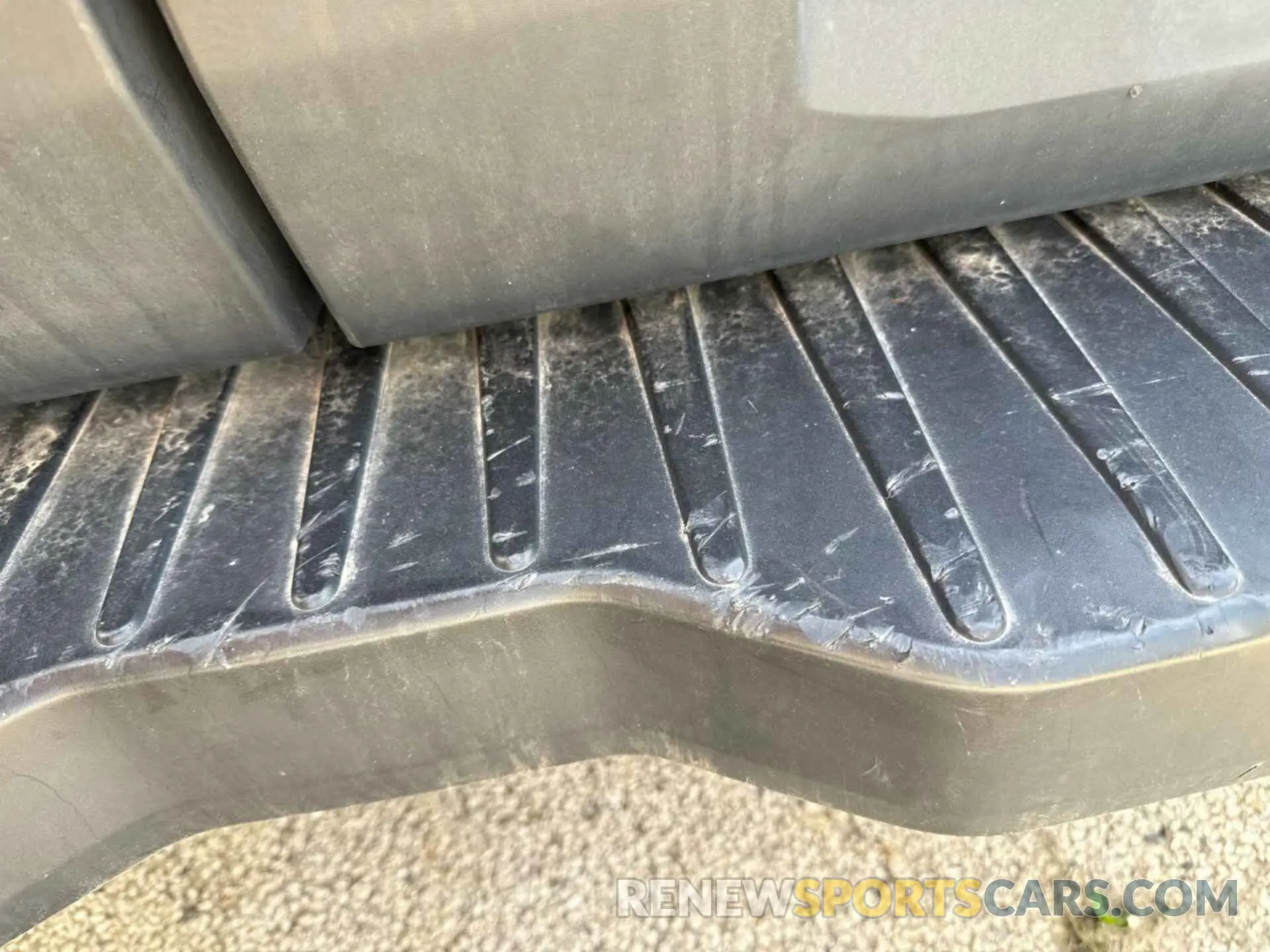 2 Photograph of a damaged car 1FTYE1YM0KKB31924 FORD TRANSIT-150 2019