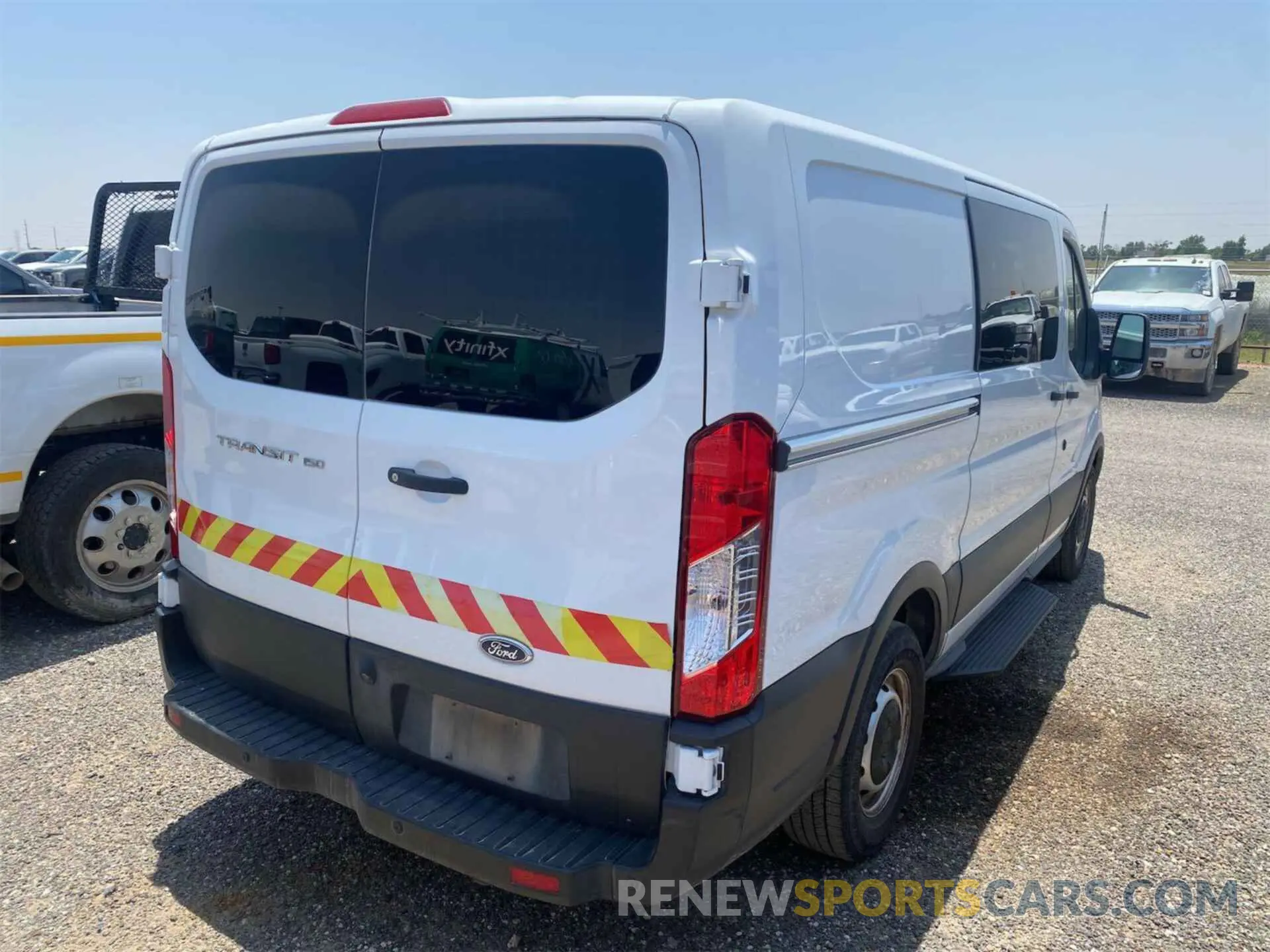 5 Фотография поврежденного автомобиля 1FTYE1YM1KKB28319 FORD TRANSIT-150 2019