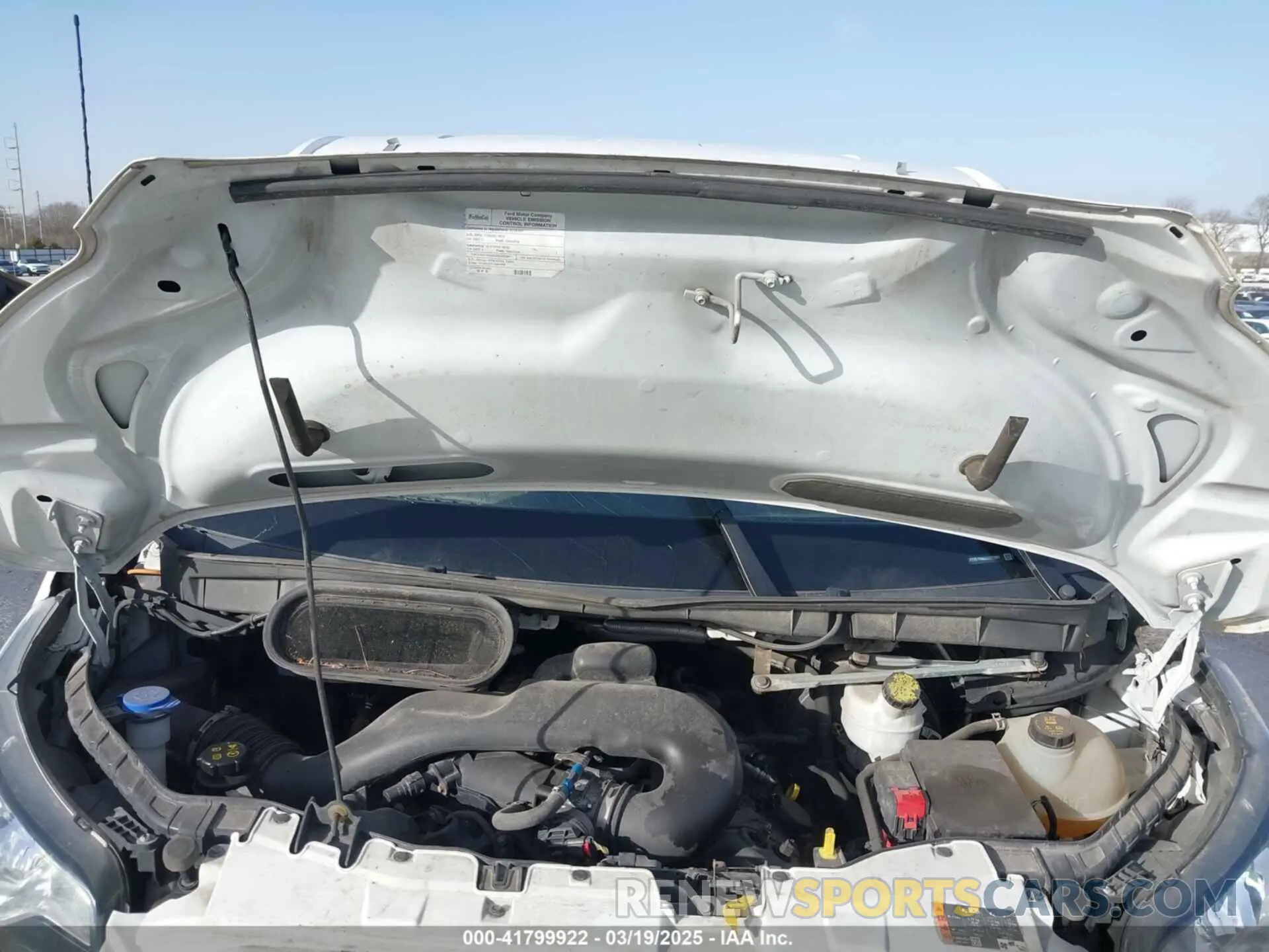9 Photograph of a damaged car 1FTYE1YM5KKB72601 FORD TRANSIT-150 2019