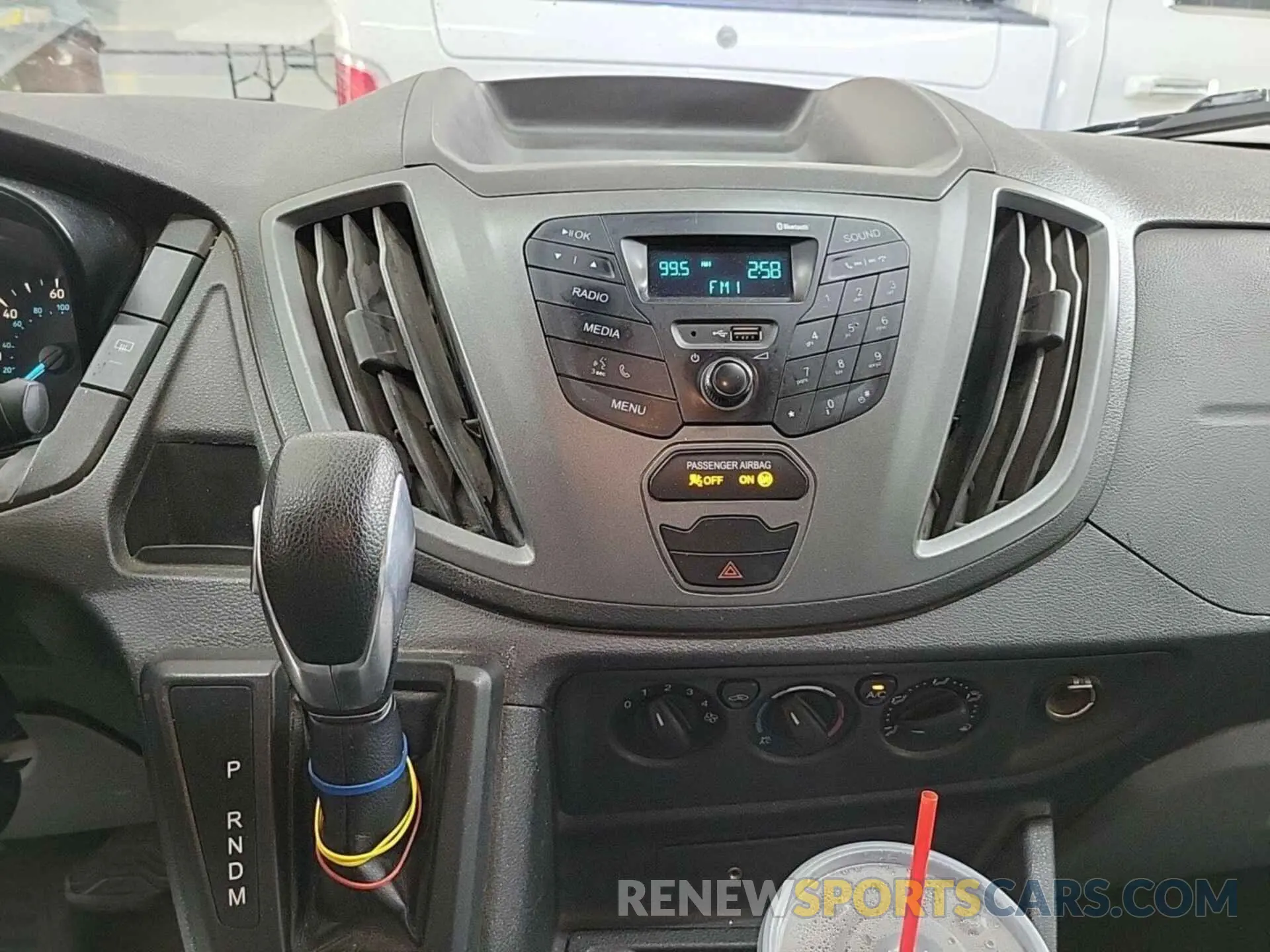 10 Photograph of a damaged car 1FTYE1YM6KKB28316 FORD TRANSIT-150 2019