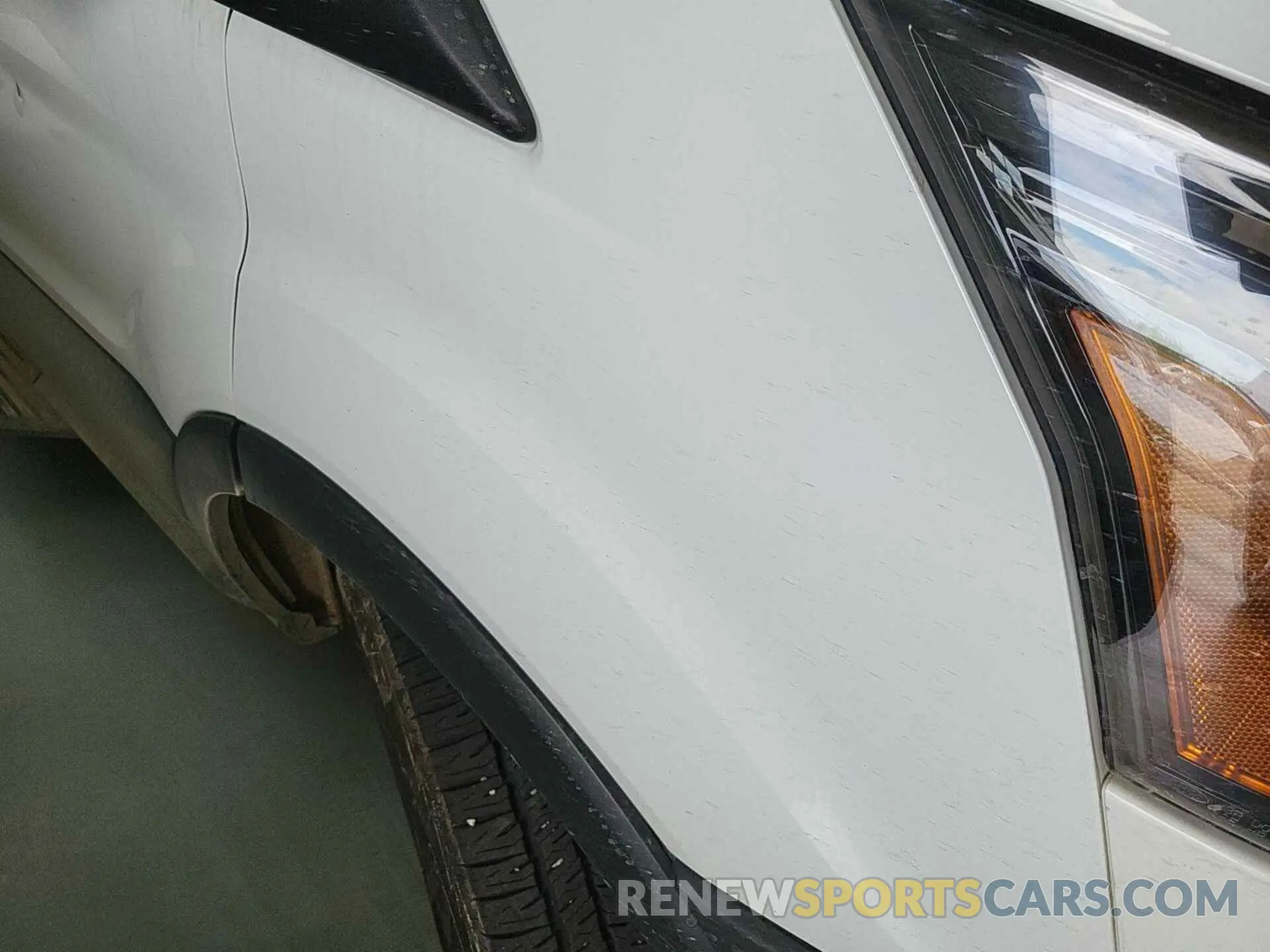 13 Photograph of a damaged car 1FTYE1YM6KKB28316 FORD TRANSIT-150 2019
