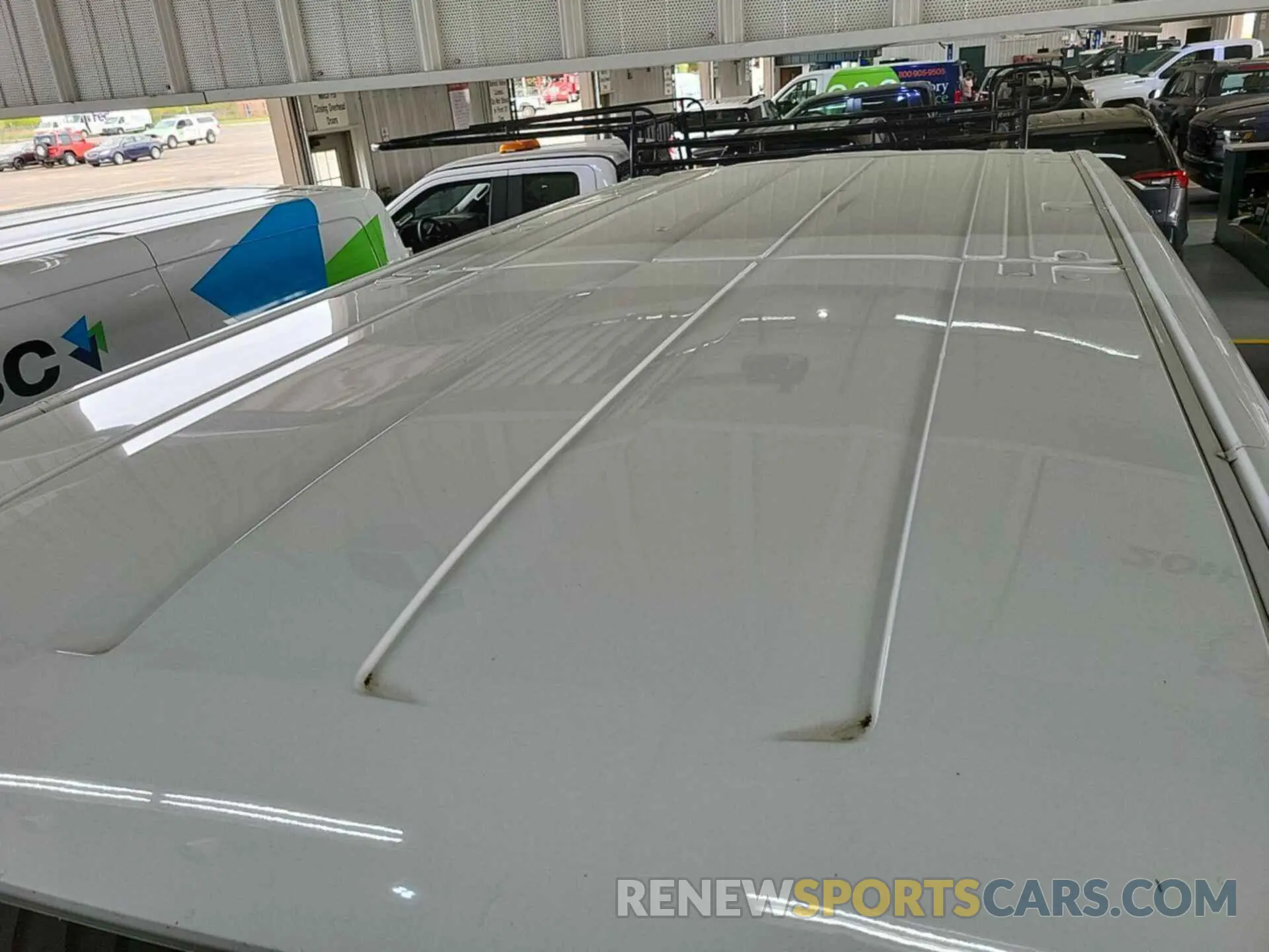 25 Photograph of a damaged car 1FTYE1YM6KKB28316 FORD TRANSIT-150 2019