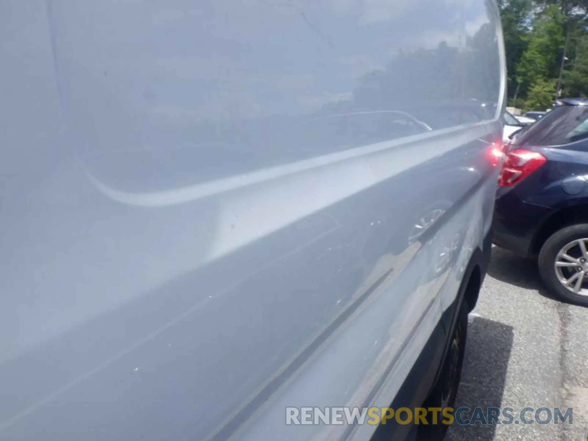 10 Photograph of a damaged car 1FTYE1YM7KKB28308 FORD TRANSIT-150 2019