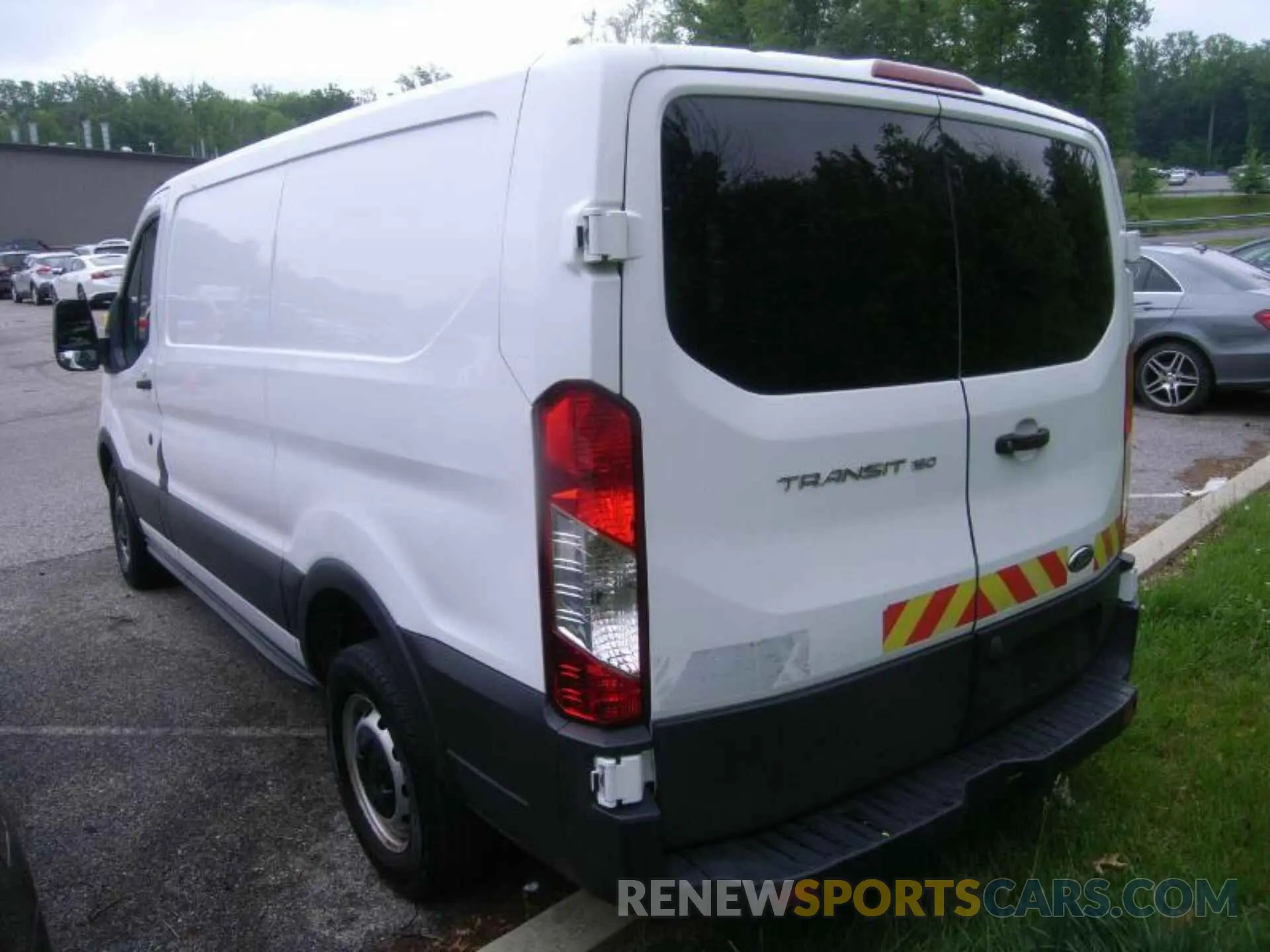 6 Photograph of a damaged car 1FTYE1YM7KKB28308 FORD TRANSIT-150 2019