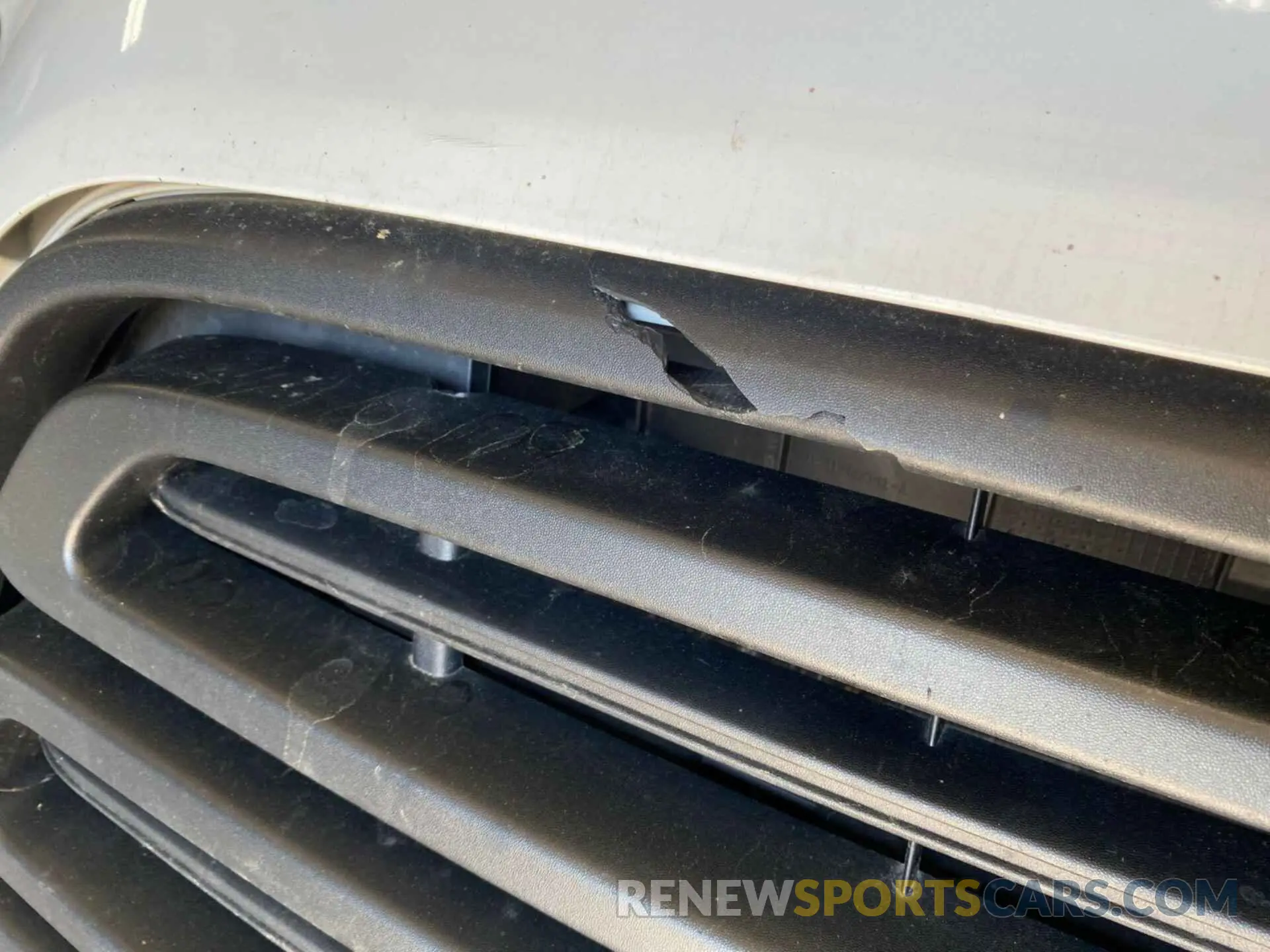 15 Photograph of a damaged car 1FTYE1ZM2KKA84944 FORD TRANSIT-150 2019
