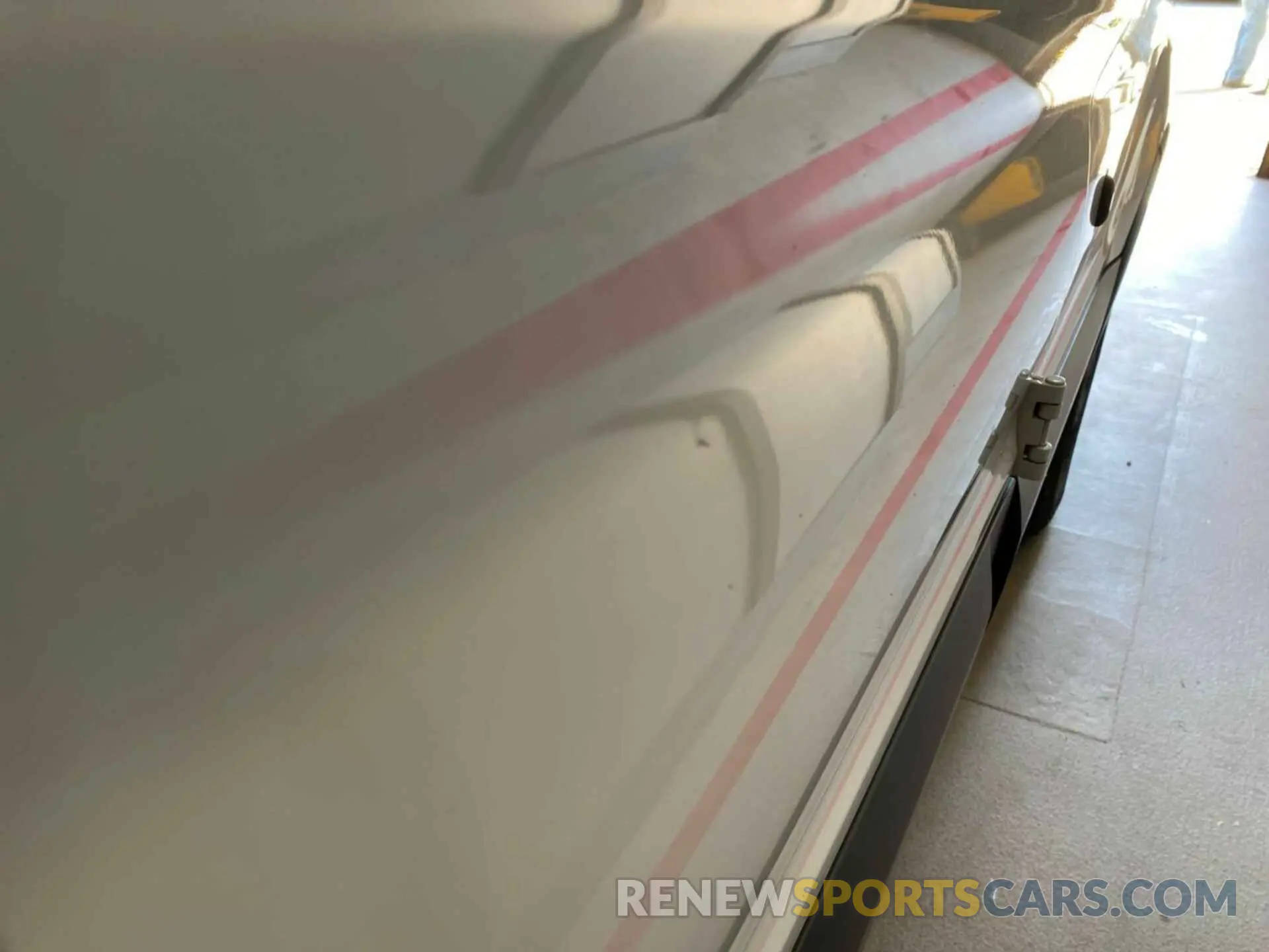 25 Photograph of a damaged car 1FTYE1ZM2KKA84944 FORD TRANSIT-150 2019