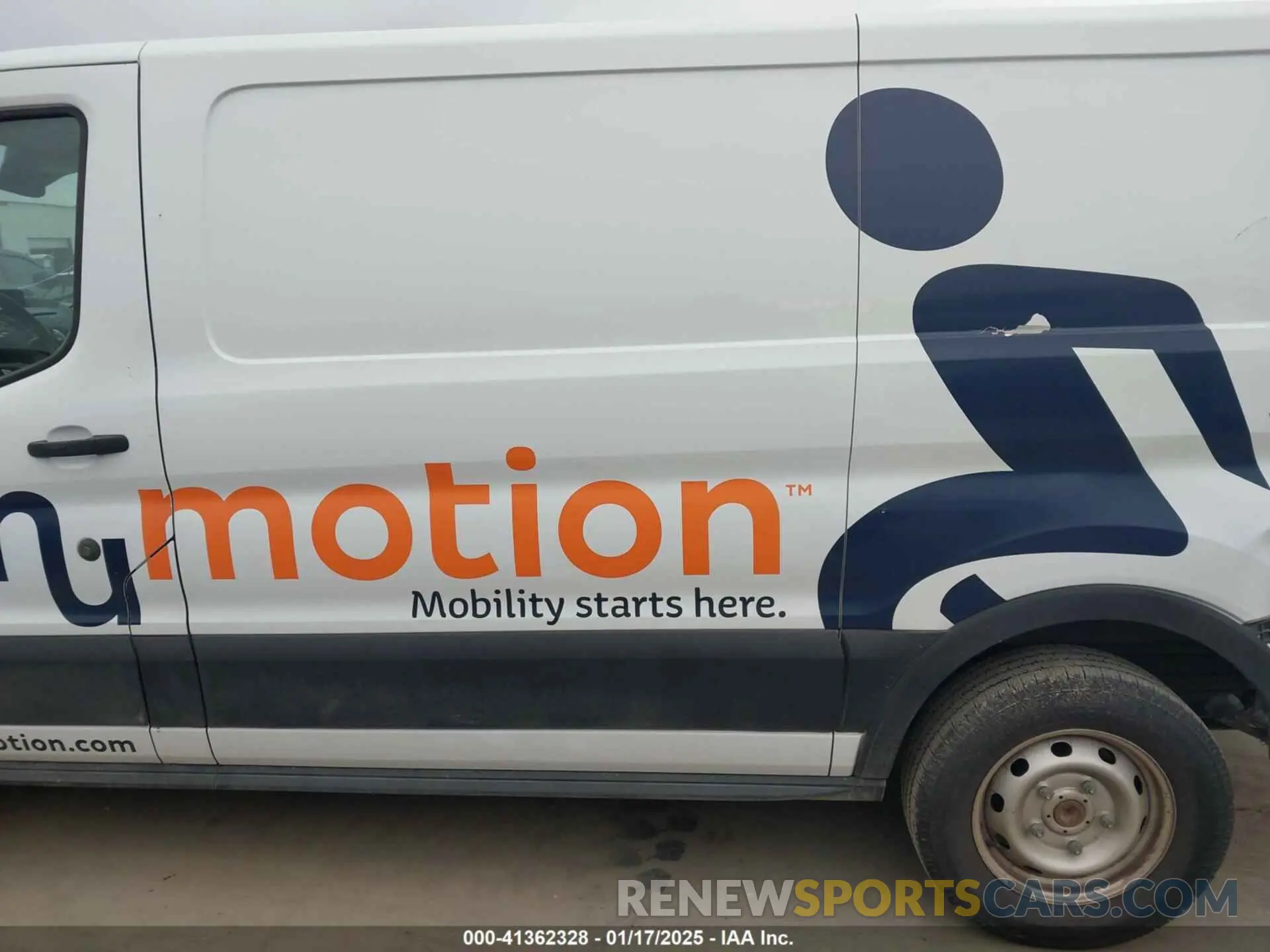14 Фотография поврежденного автомобиля 1FTYE1ZM2KKB46391 FORD TRANSIT-150 2019