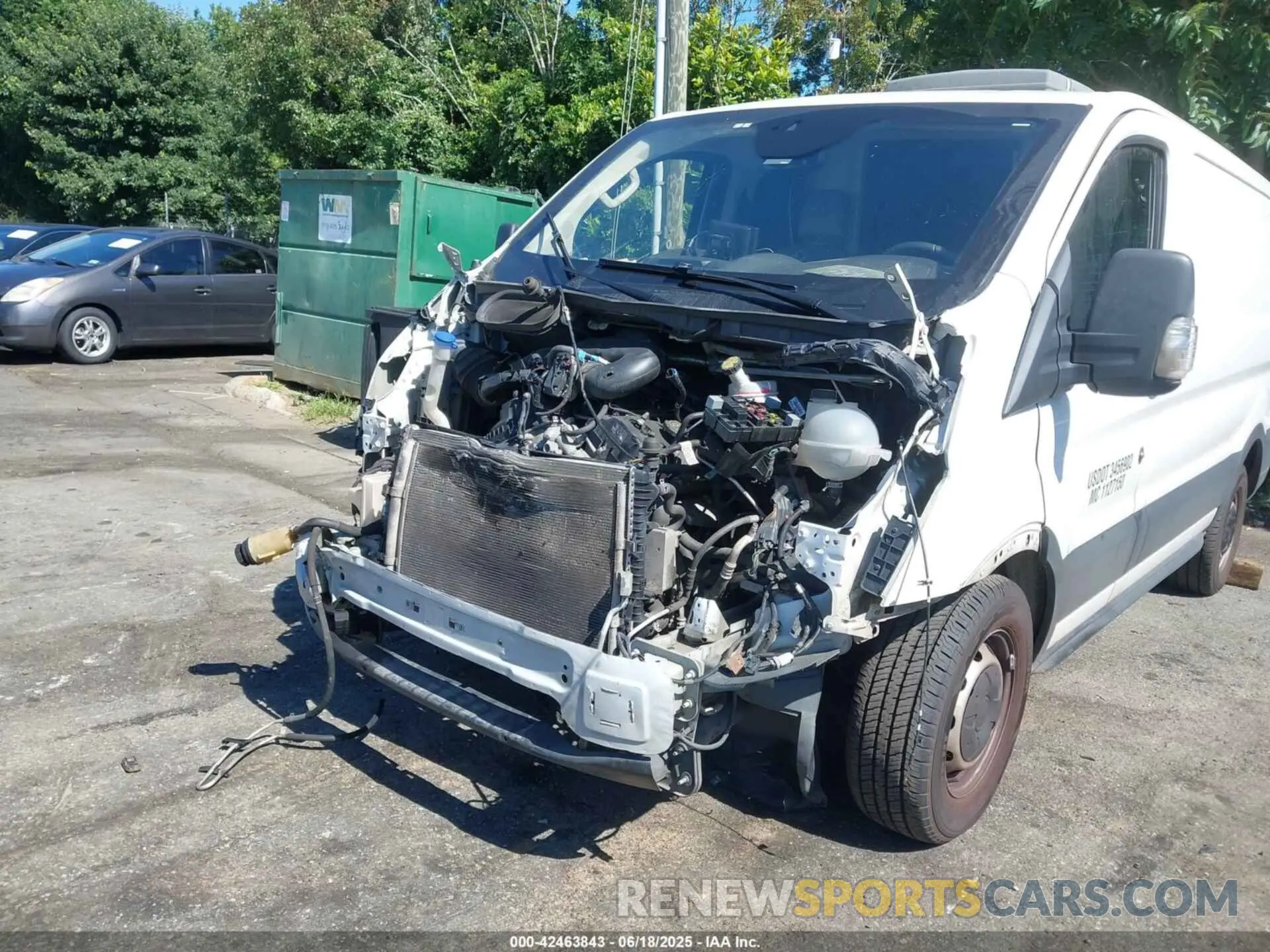 6 Photograph of a damaged car 1FTYE1ZM7KKB75305 FORD TRANSIT-150 2019