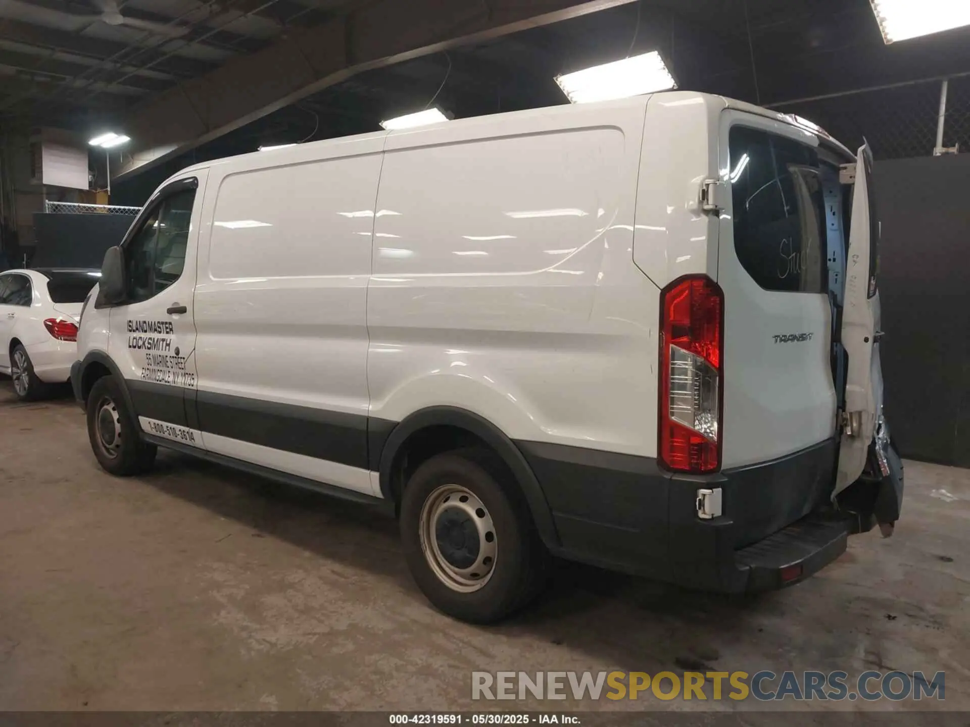 3 Фотография поврежденного автомобиля 1FTYE1ZM8KKA47462 FORD TRANSIT-150 2019