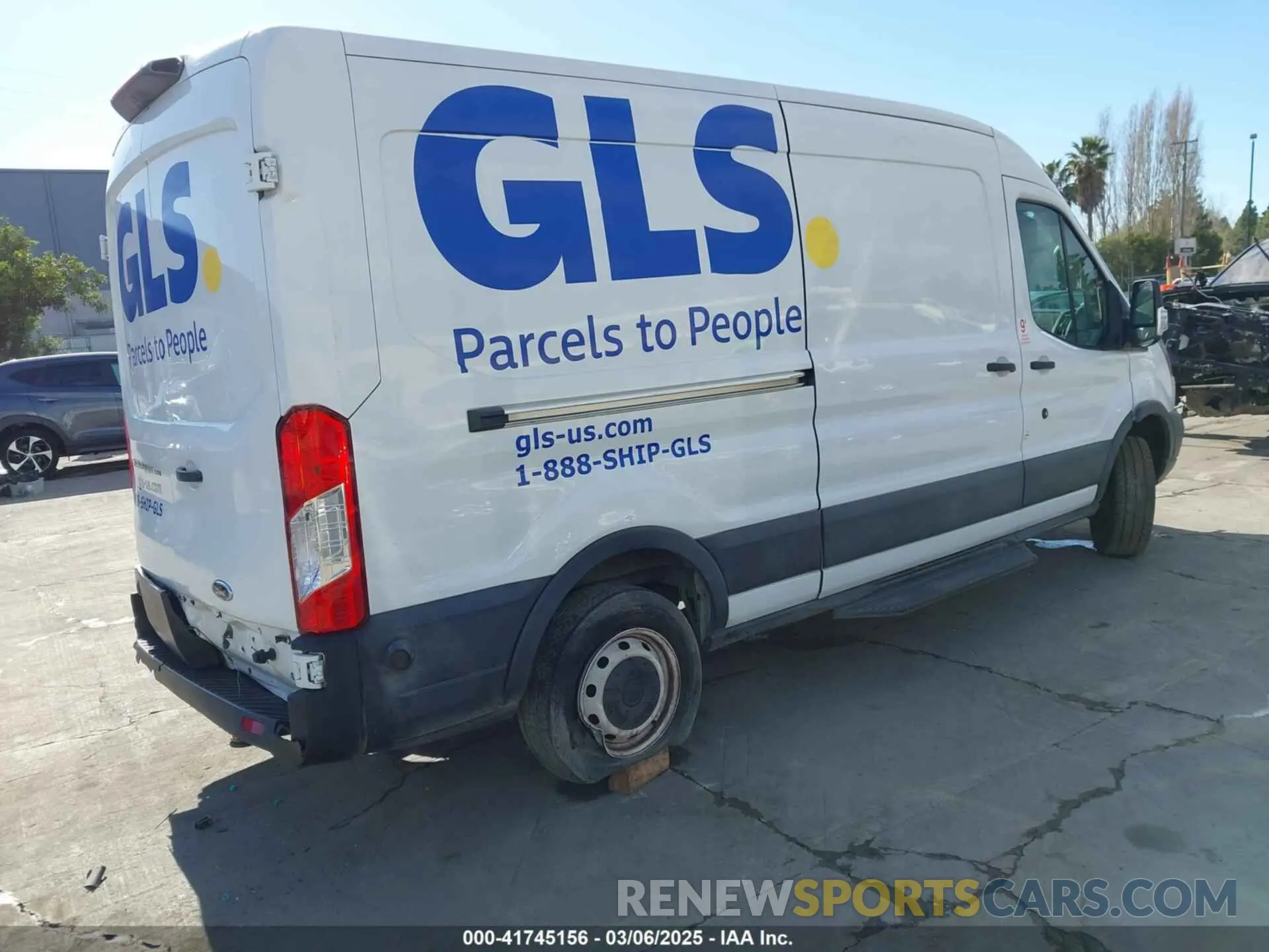 4 Фотография поврежденного автомобиля 1FTYE2CM8KKB35605 FORD TRANSIT-150 2019