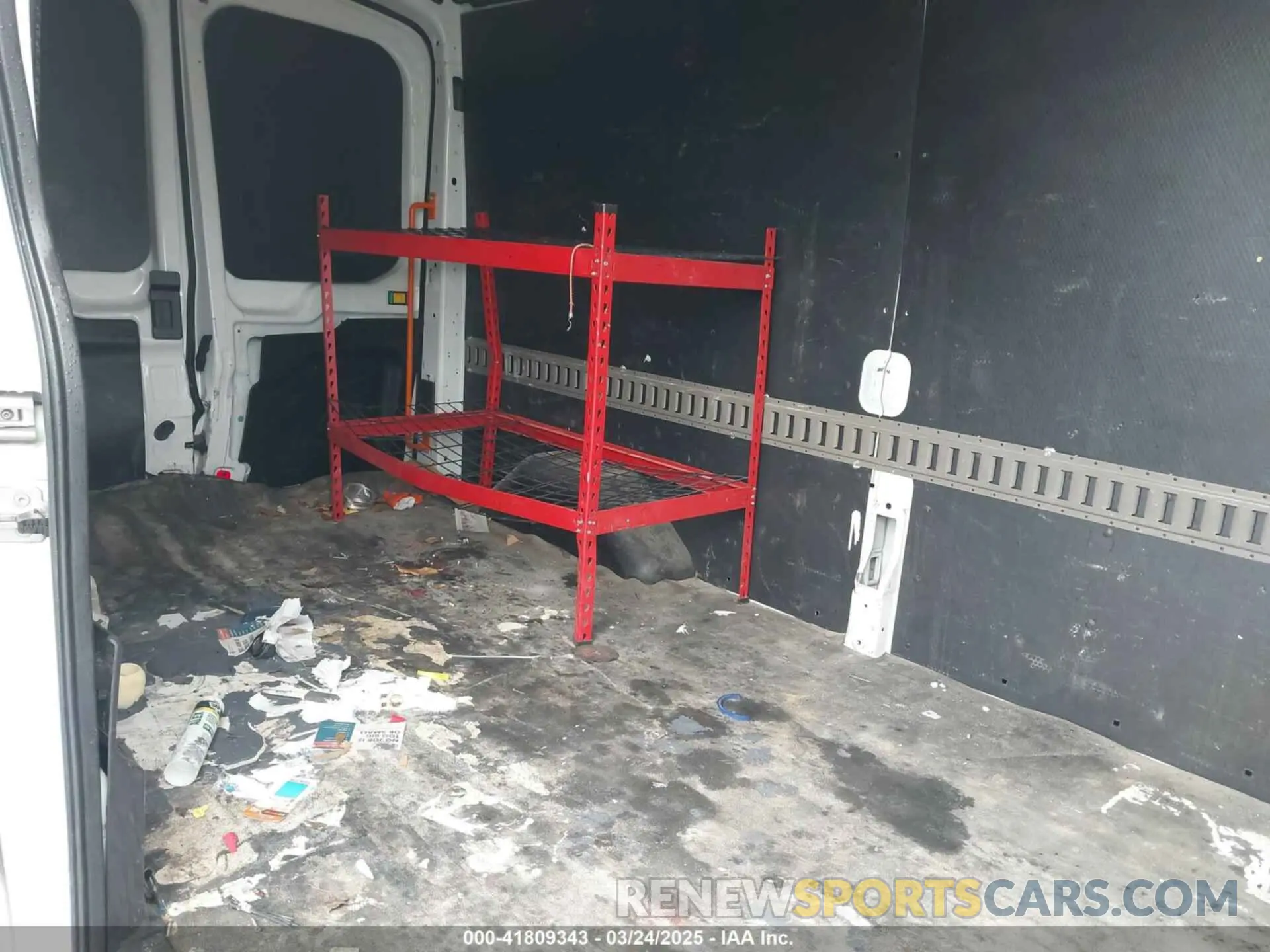 8 Фотография поврежденного автомобиля 1FTYE2CMXKKB09376 FORD TRANSIT-150 2019