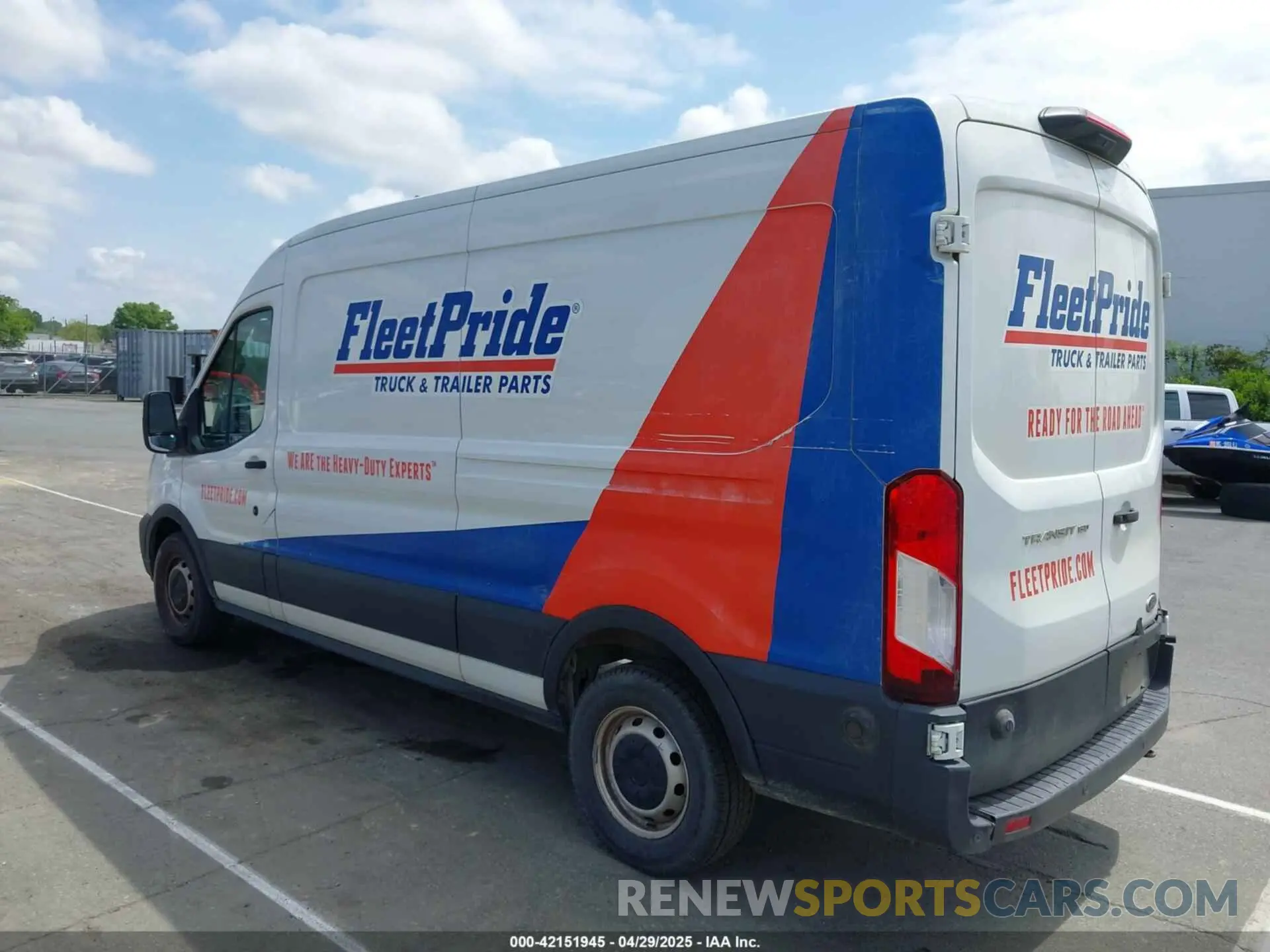 3 Фотография поврежденного автомобиля 1FTYE1C85LKA46315 FORD TRANSIT-150 2020