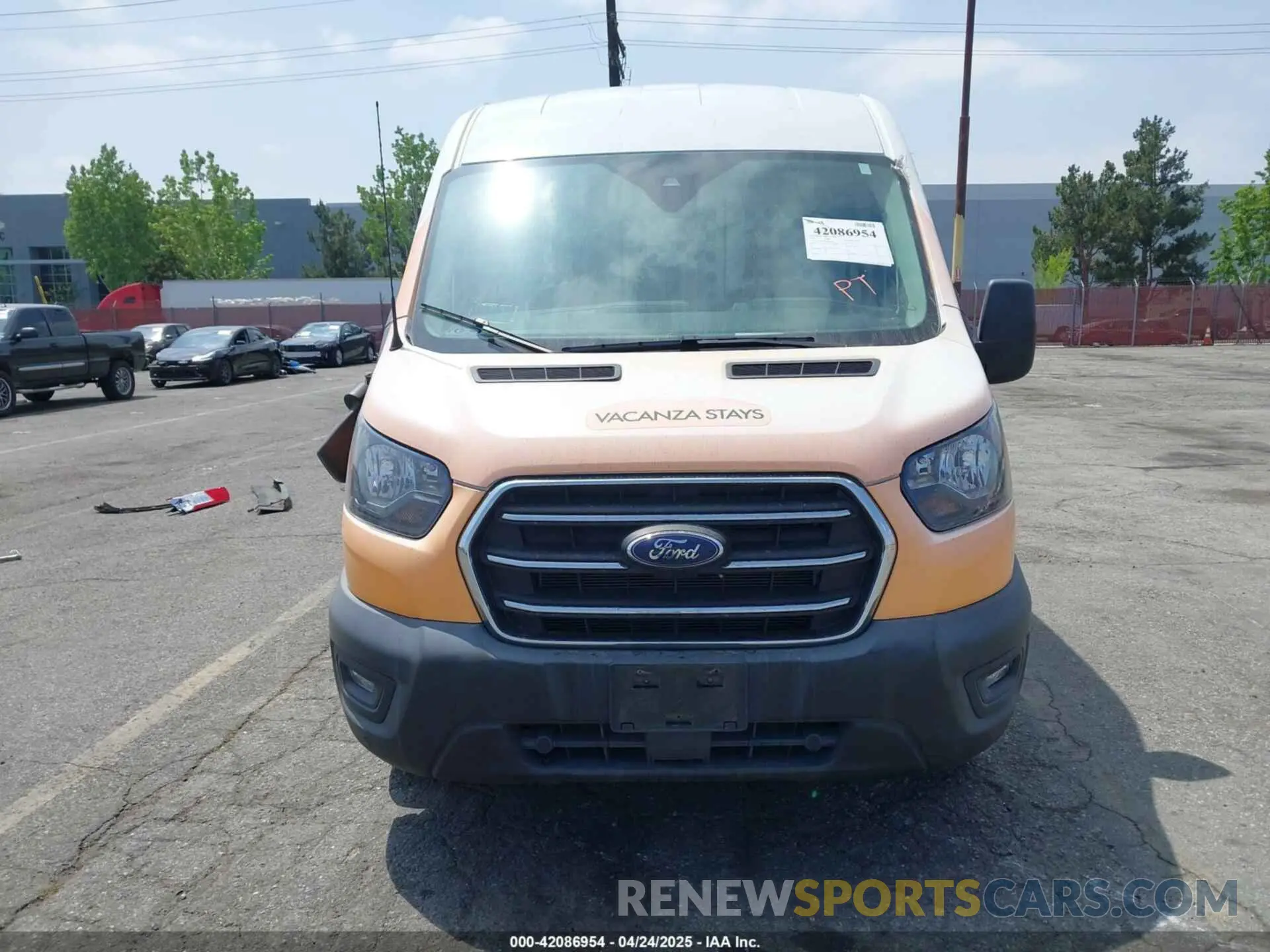 13 Фотография поврежденного автомобиля 1FTYE1C89LKB18309 FORD TRANSIT-150 2020