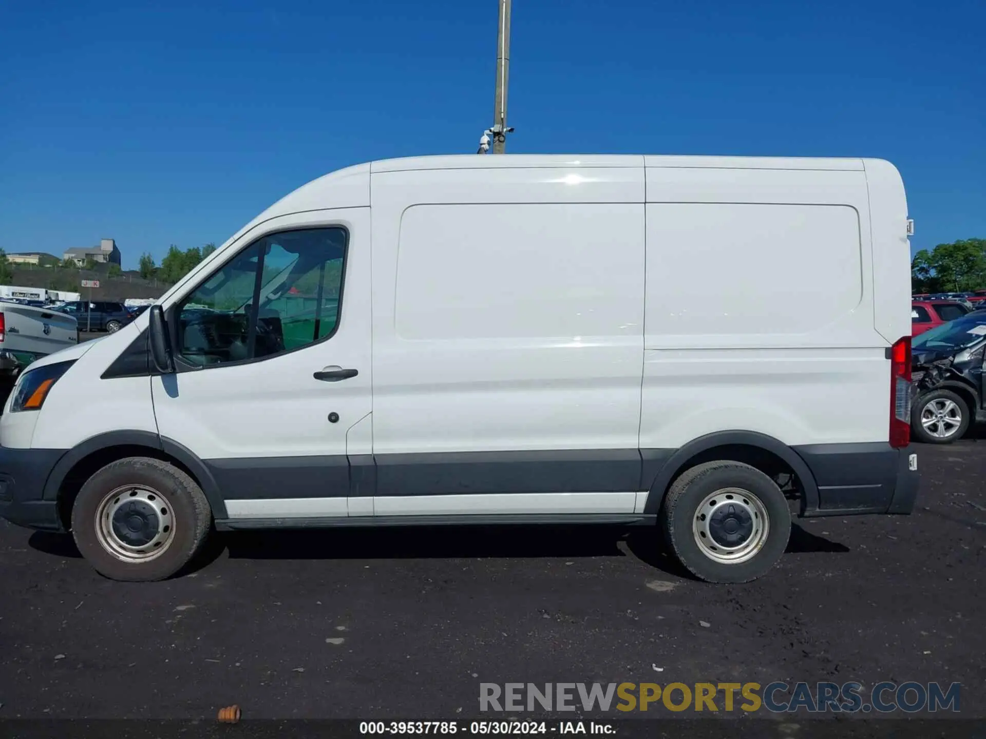 14 Photograph of a damaged car 1FTYE1CG6LKA12617 FORD TRANSIT-150 2020