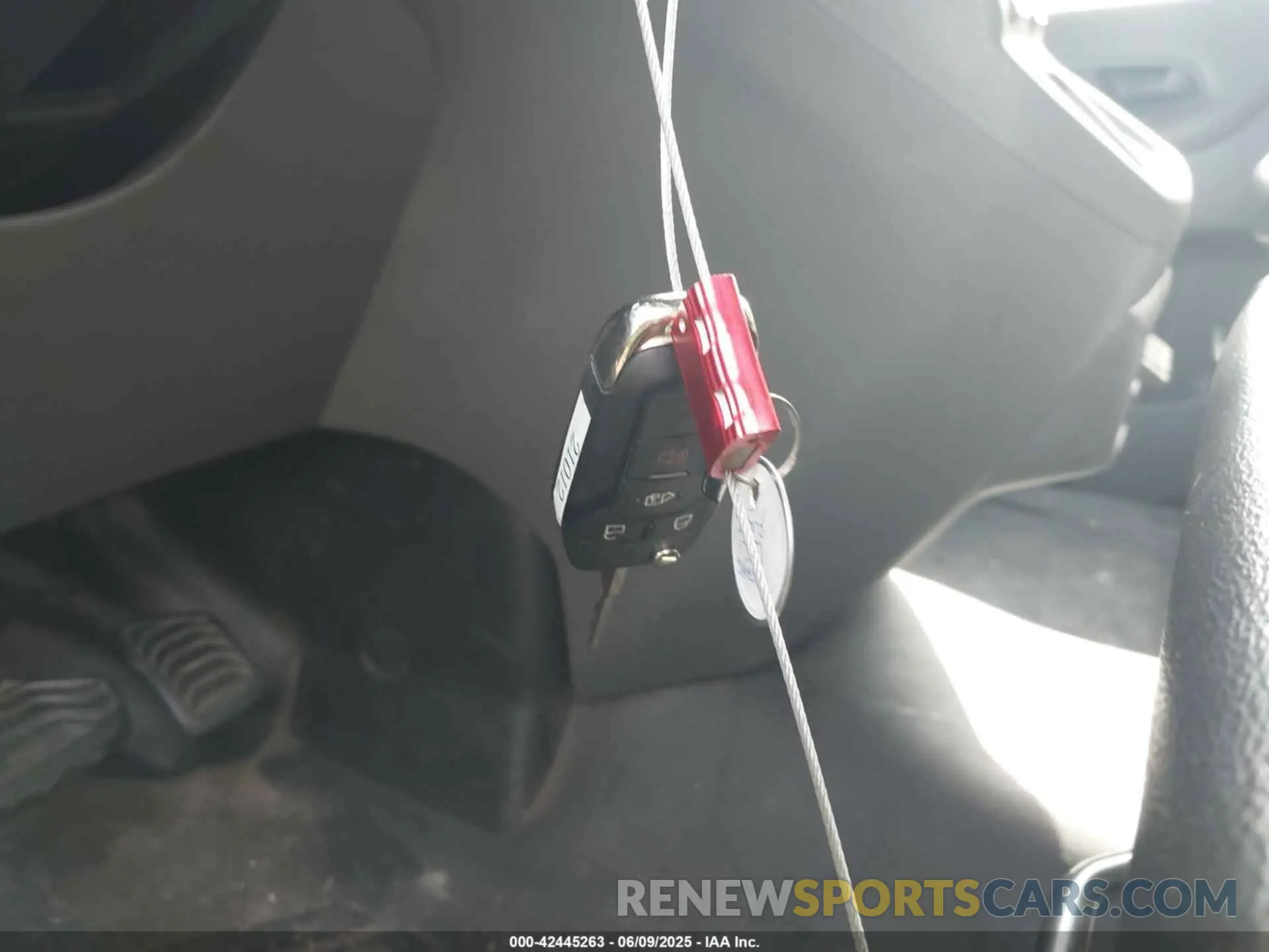 11 Photograph of a damaged car 1FTYE1Y80LKB76611 FORD TRANSIT-150 2020