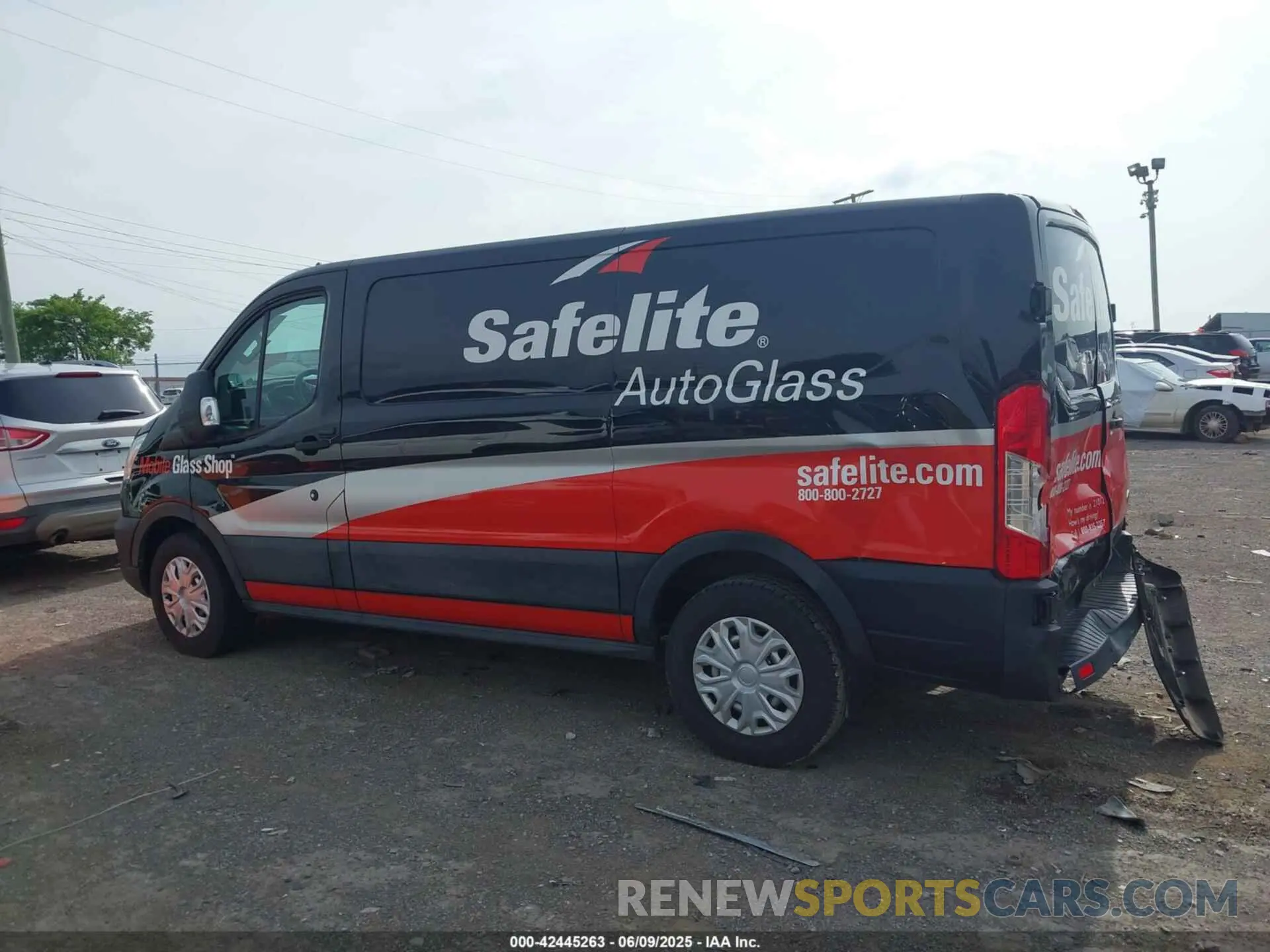 14 Photograph of a damaged car 1FTYE1Y80LKB76611 FORD TRANSIT-150 2020