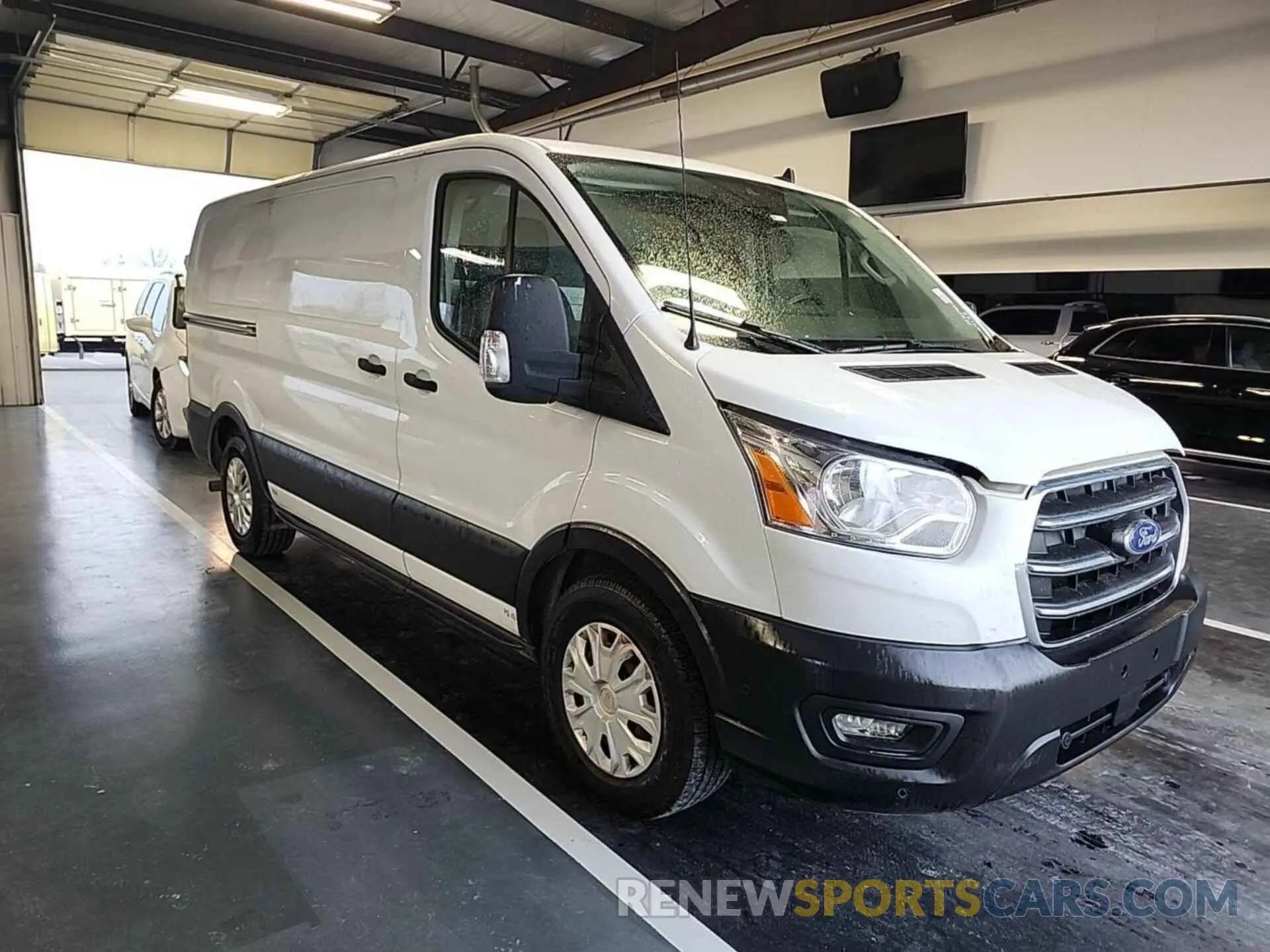 1 Photograph of a damaged car 1FTYE1Y82LKB26132 FORD TRANSIT-150 2020