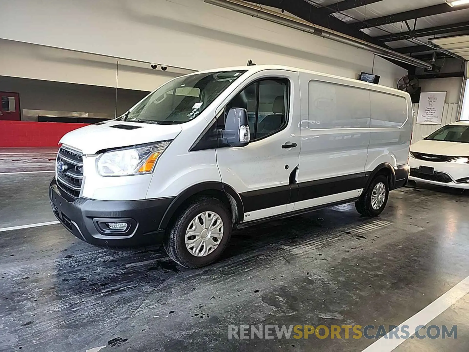 20 Photograph of a damaged car 1FTYE1Y82LKB26132 FORD TRANSIT-150 2020