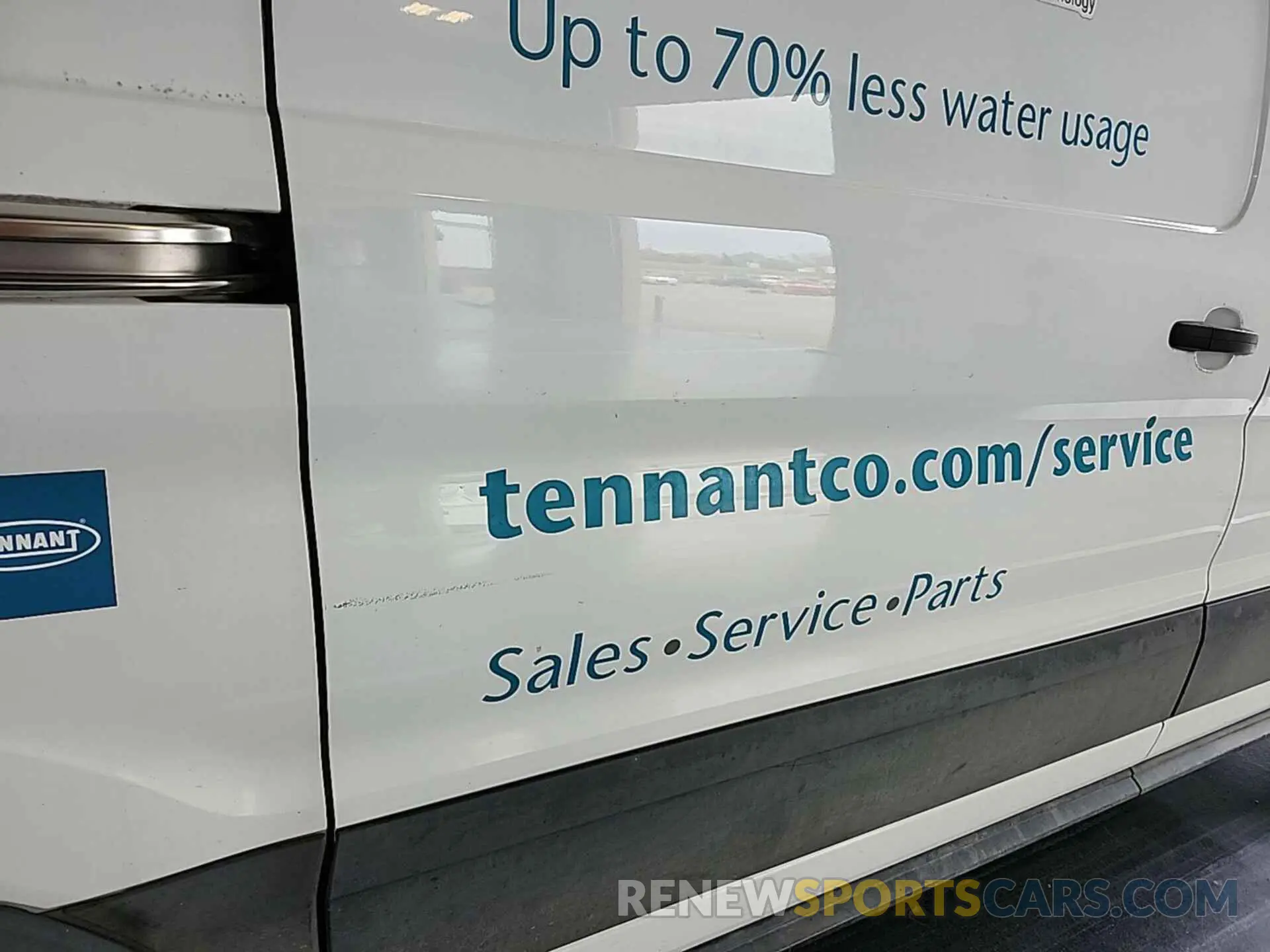 30 Photograph of a damaged car 1FTYE1Y82LKB26132 FORD TRANSIT-150 2020
